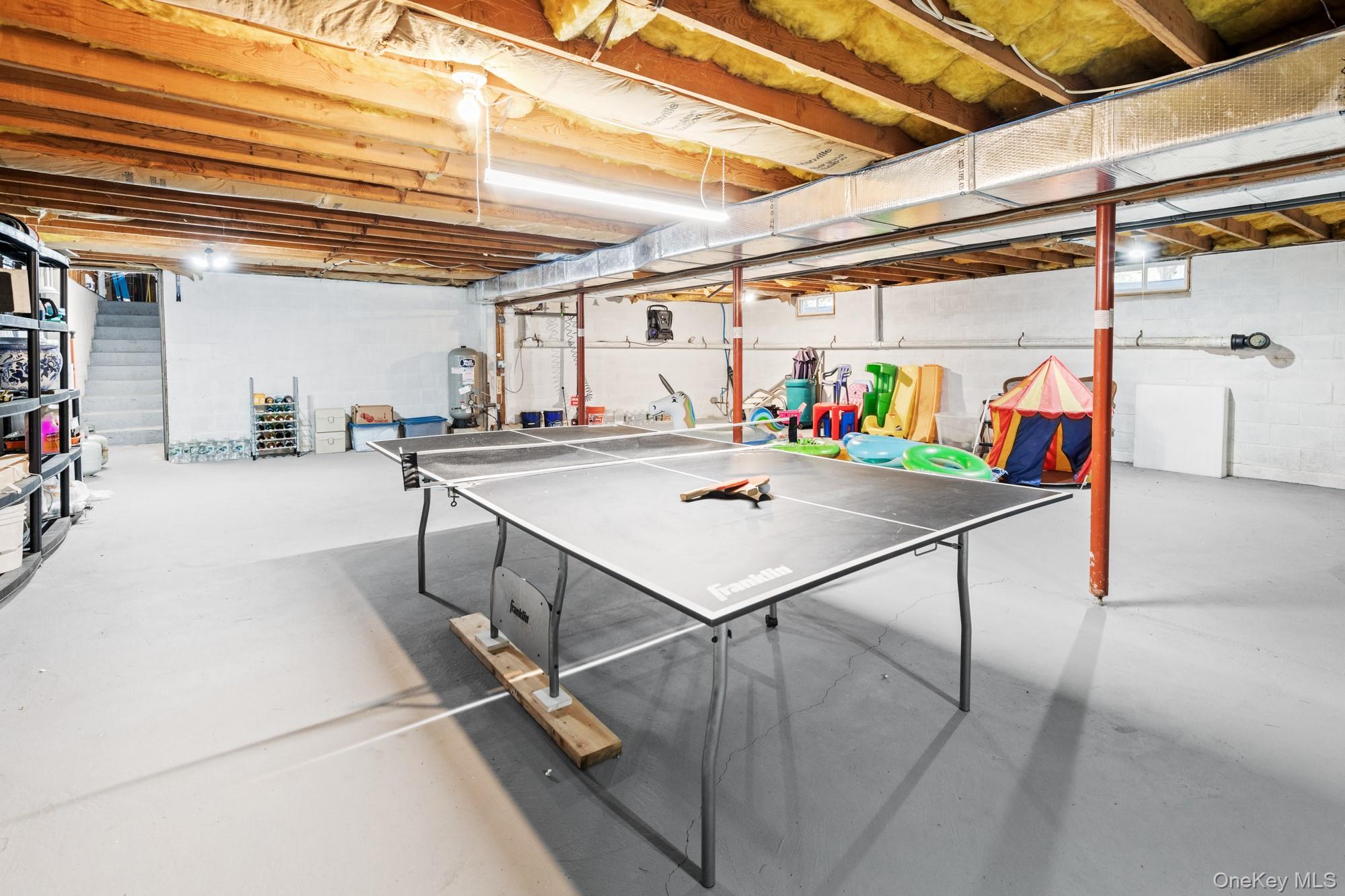 4 Evelyn Court, Westhampton, NY 11978