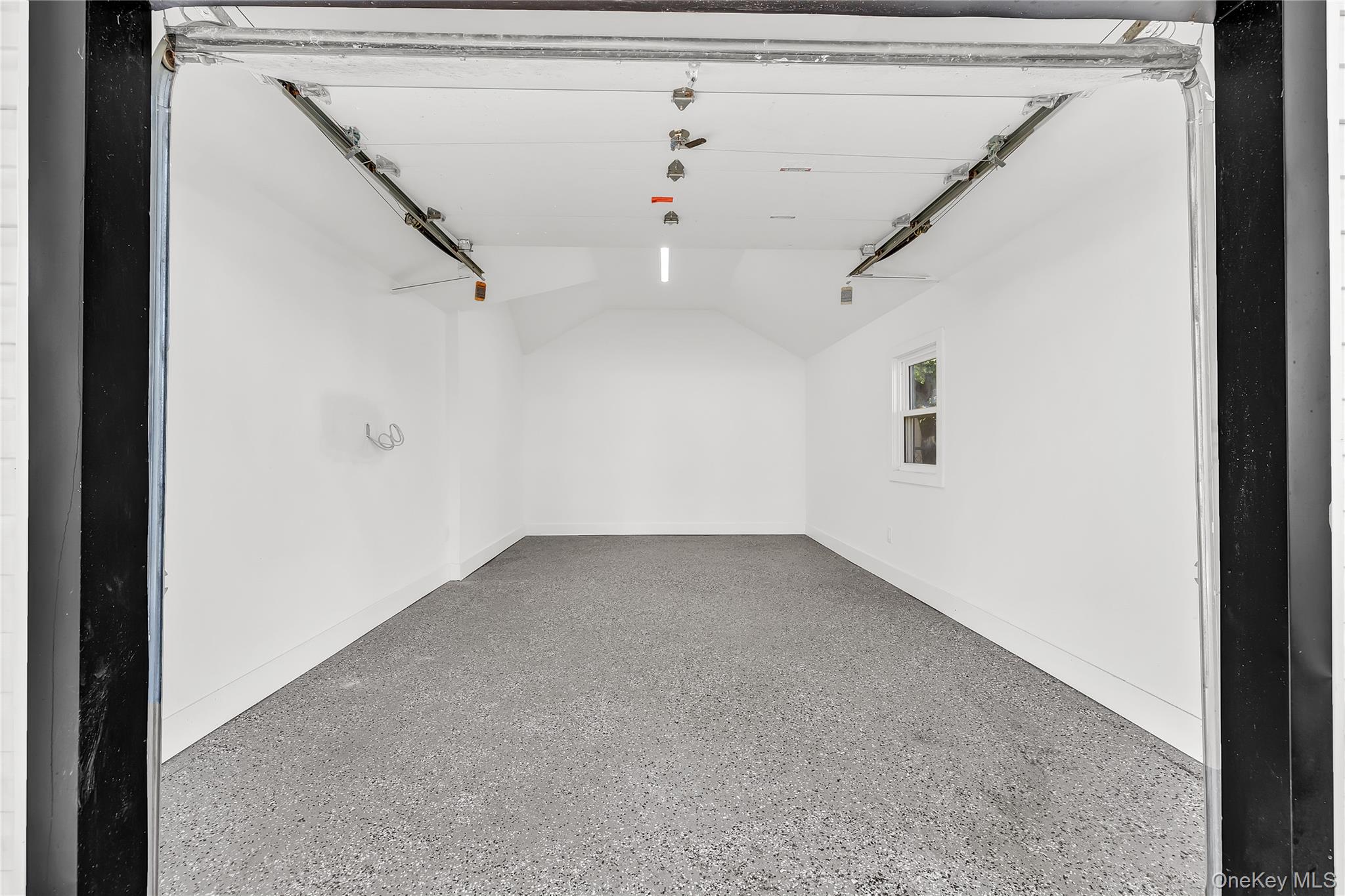 46 N Ocean Avenue, Islip, NY 11751