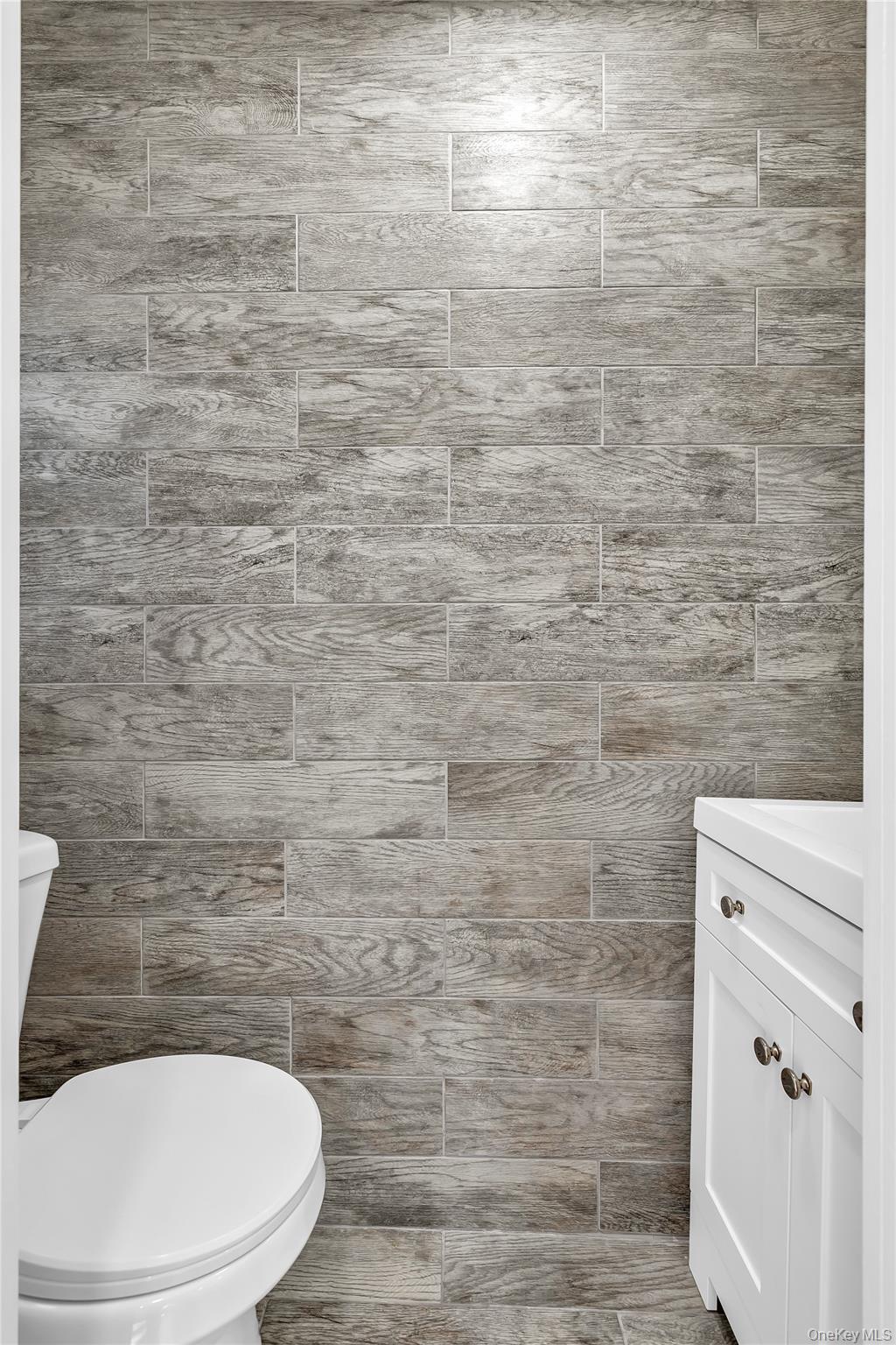 46 N Ocean Avenue, Islip, NY 11751