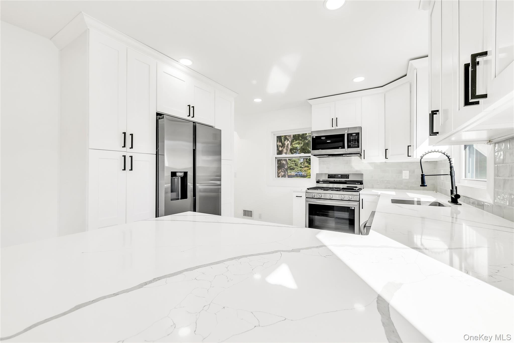 46 N Ocean Avenue, Islip, NY 11751