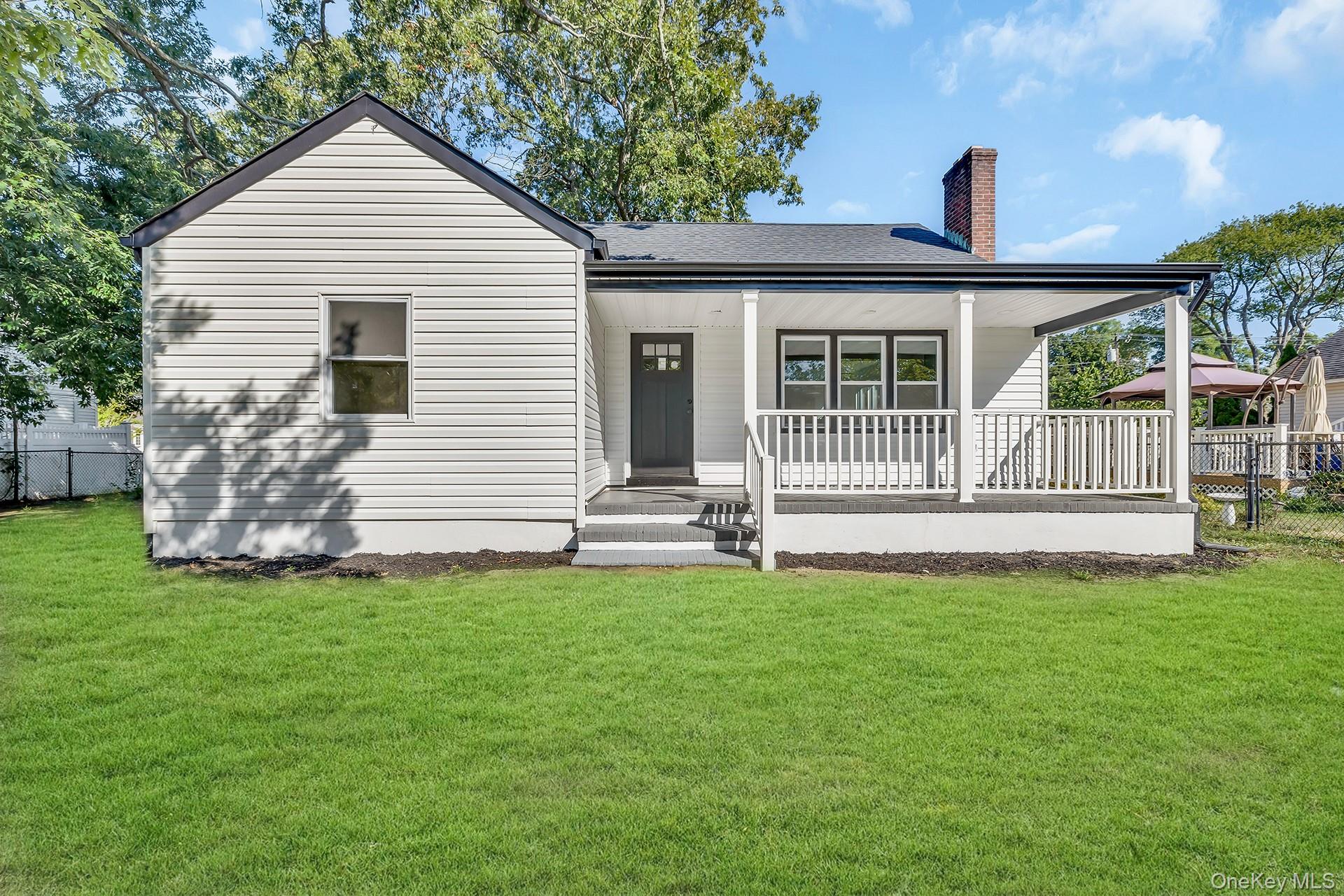 46 N Ocean Avenue, Islip, NY 11751