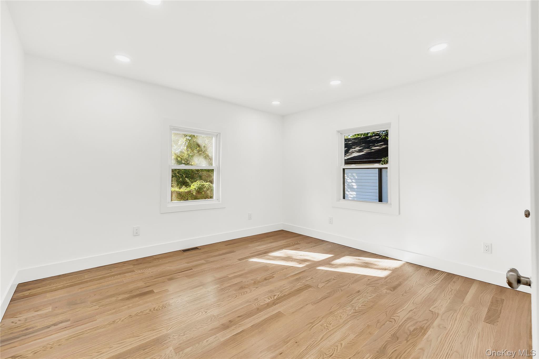 46 N Ocean Avenue, Islip, NY 11751