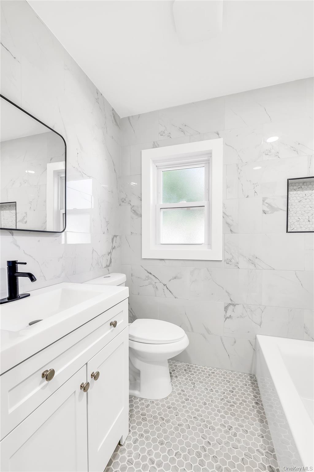 46 N Ocean Avenue, Islip, NY 11751