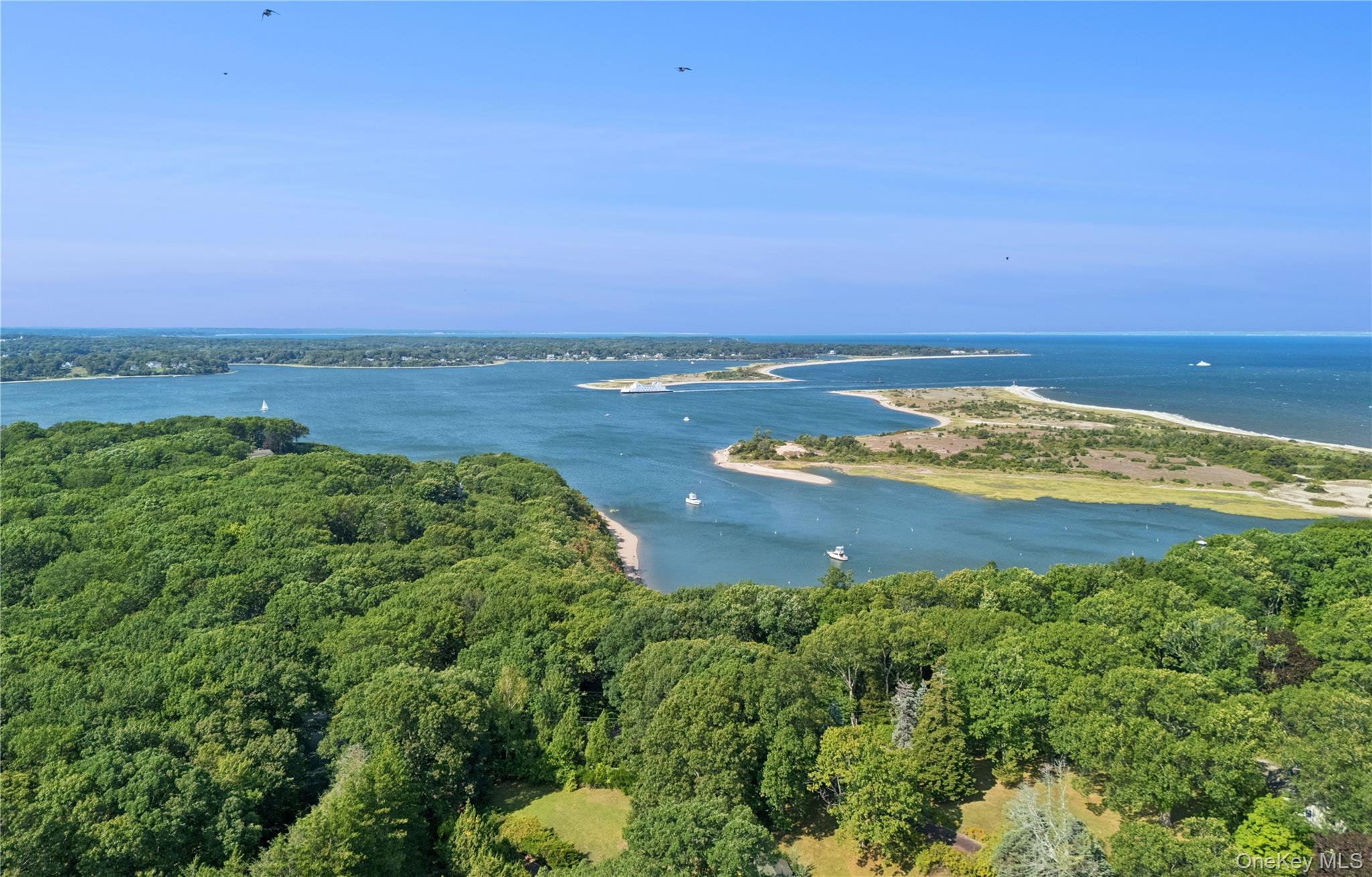 1 Osprey Court, Belle Terre, NY 11777