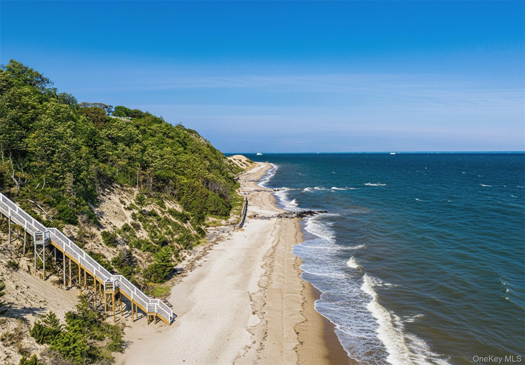 1 Osprey Court, Belle Terre, NY 11777