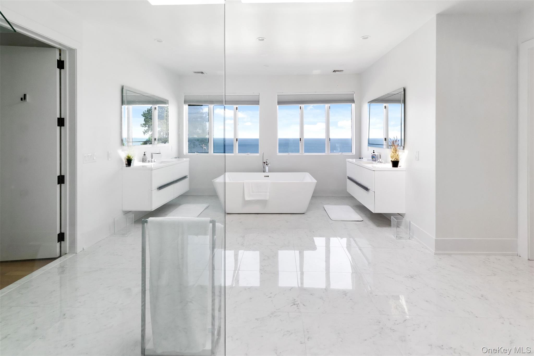 1 Osprey Court, Belle Terre, NY 11777