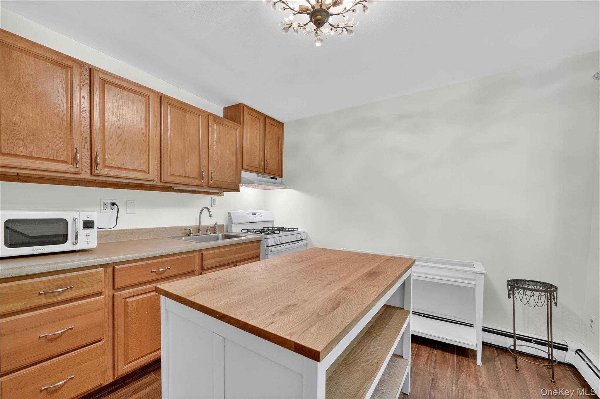 13 Scenic Drive # M, Croton-on-Hudson, NY 10520