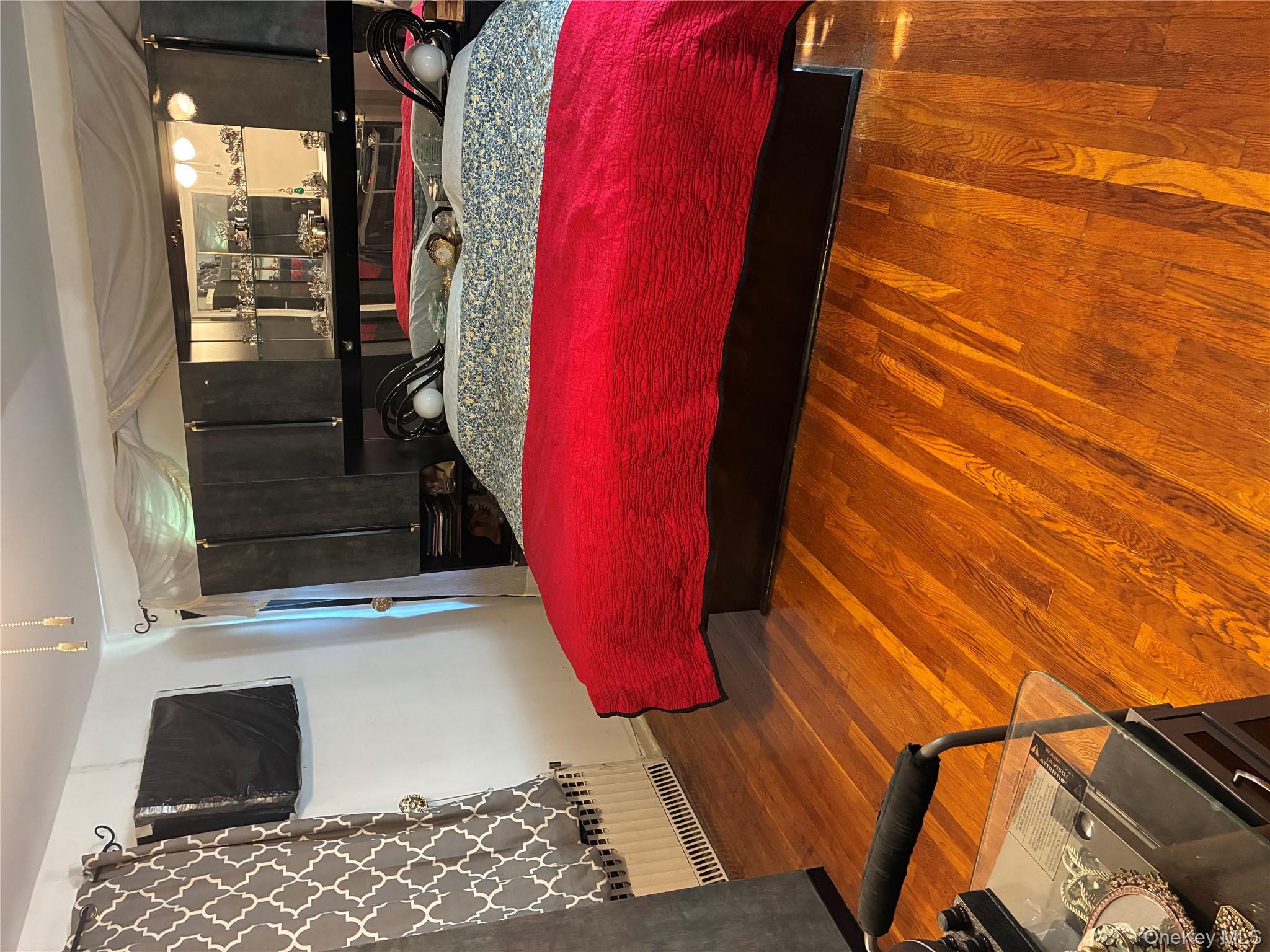 118 Devoe Avenue, Yonkers, NY 10705