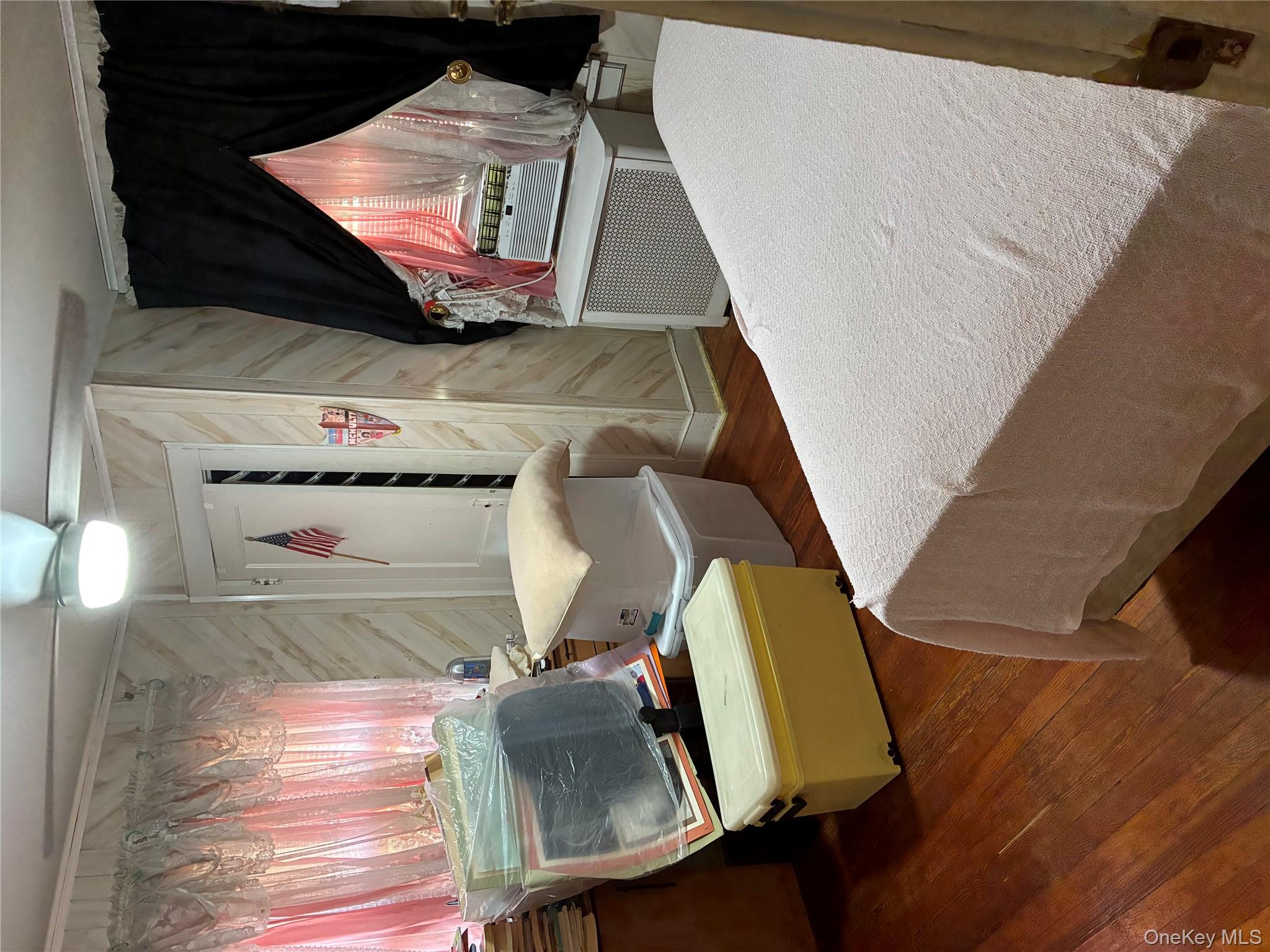 118 Devoe Avenue, Yonkers, NY 10705