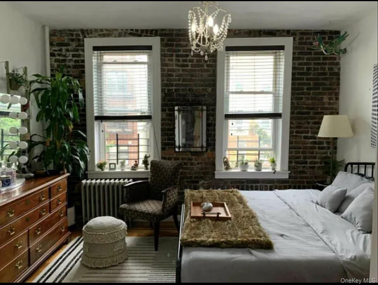 3092 44th Street, Astoria, NY 11103