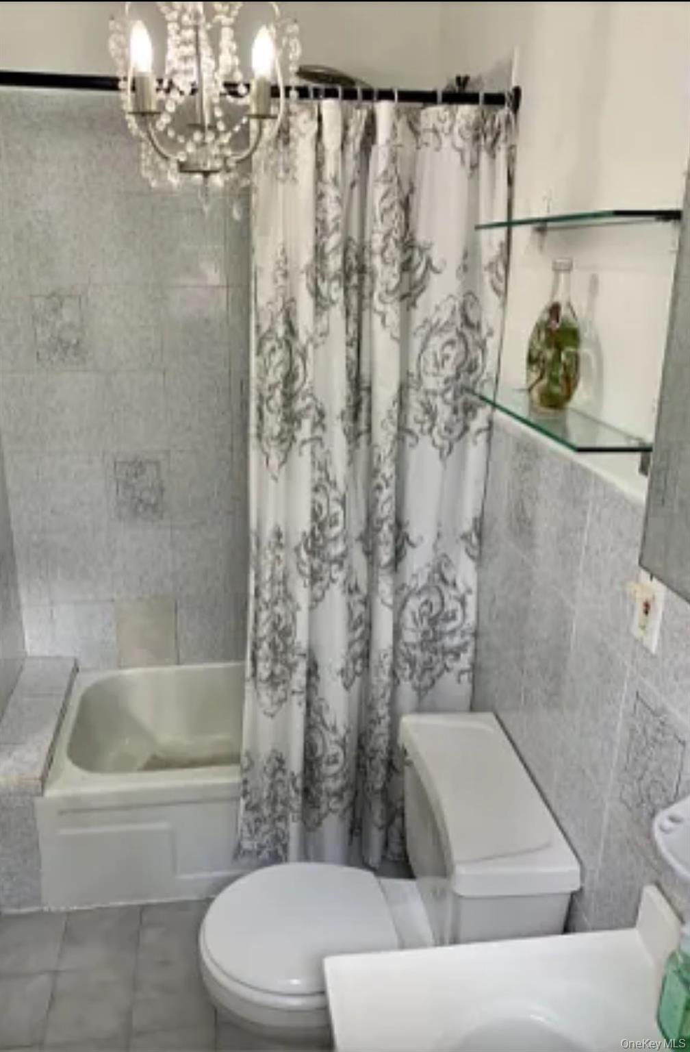 3092 44th Street, Astoria, NY 11103