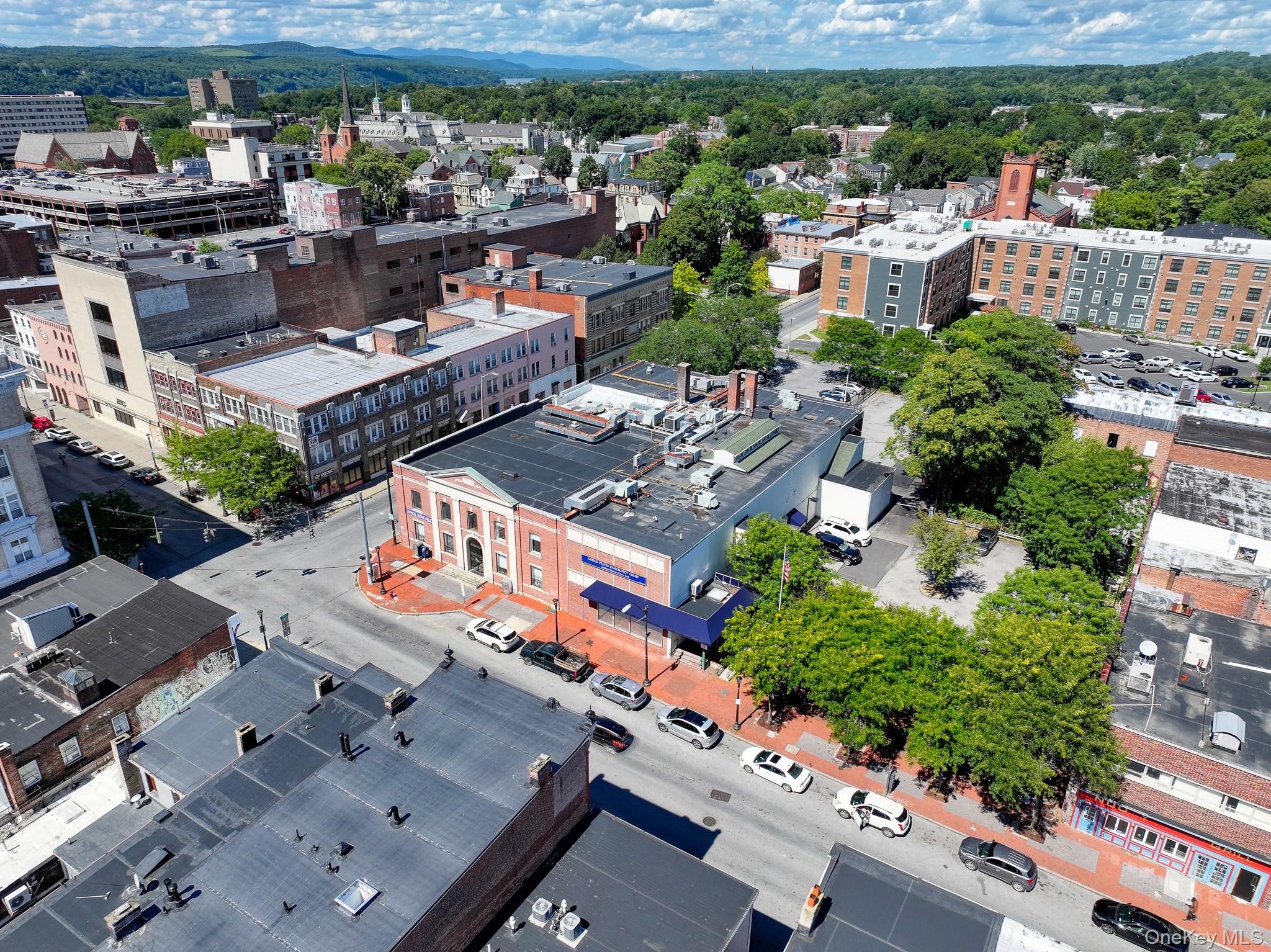 347 Main Street, Poughkeepsie, NY 12601