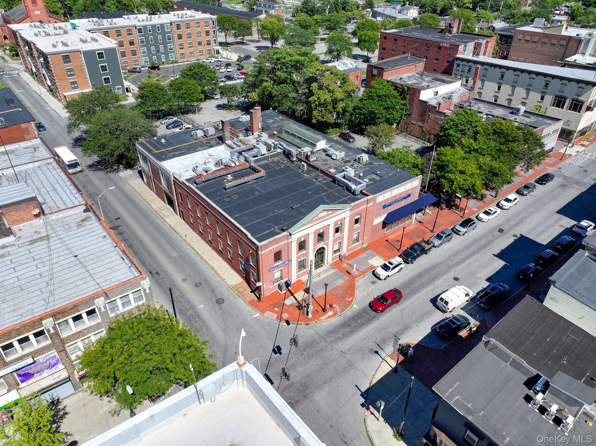 347 Main Street, Poughkeepsie, NY 12601