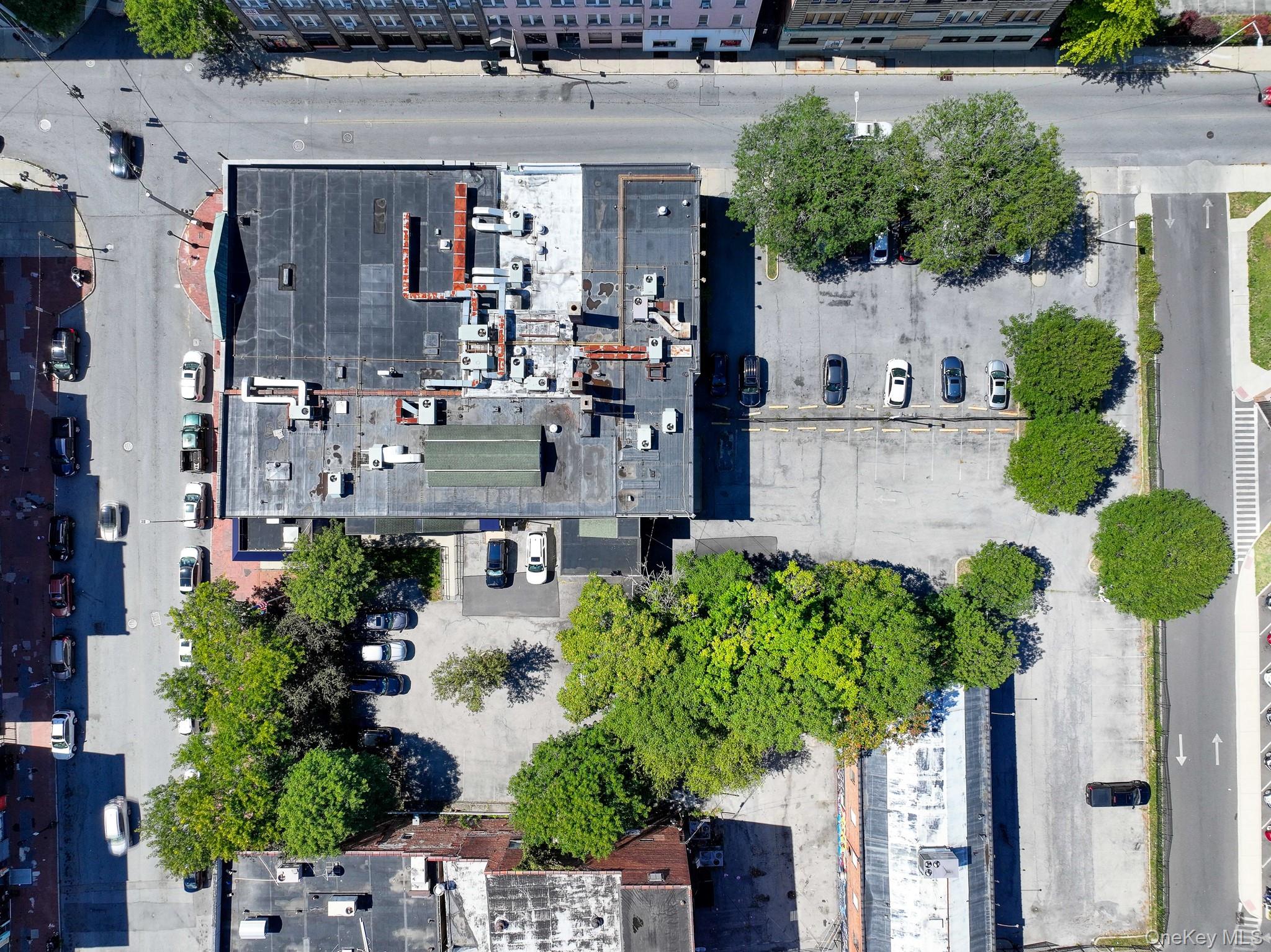 347 Main Street, Poughkeepsie, NY 12601