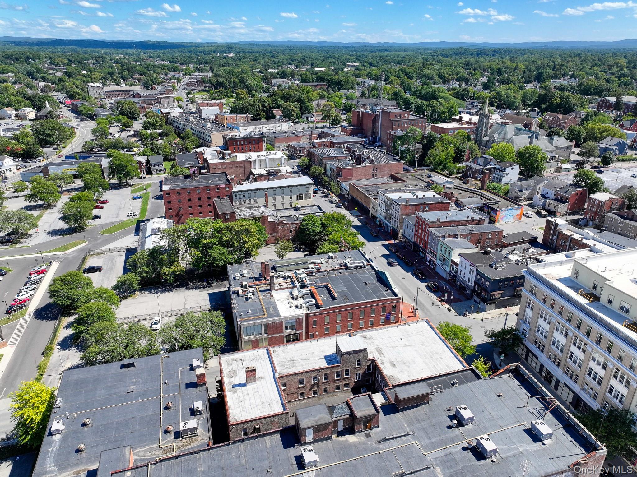 347 Main Street, Poughkeepsie, NY 12601