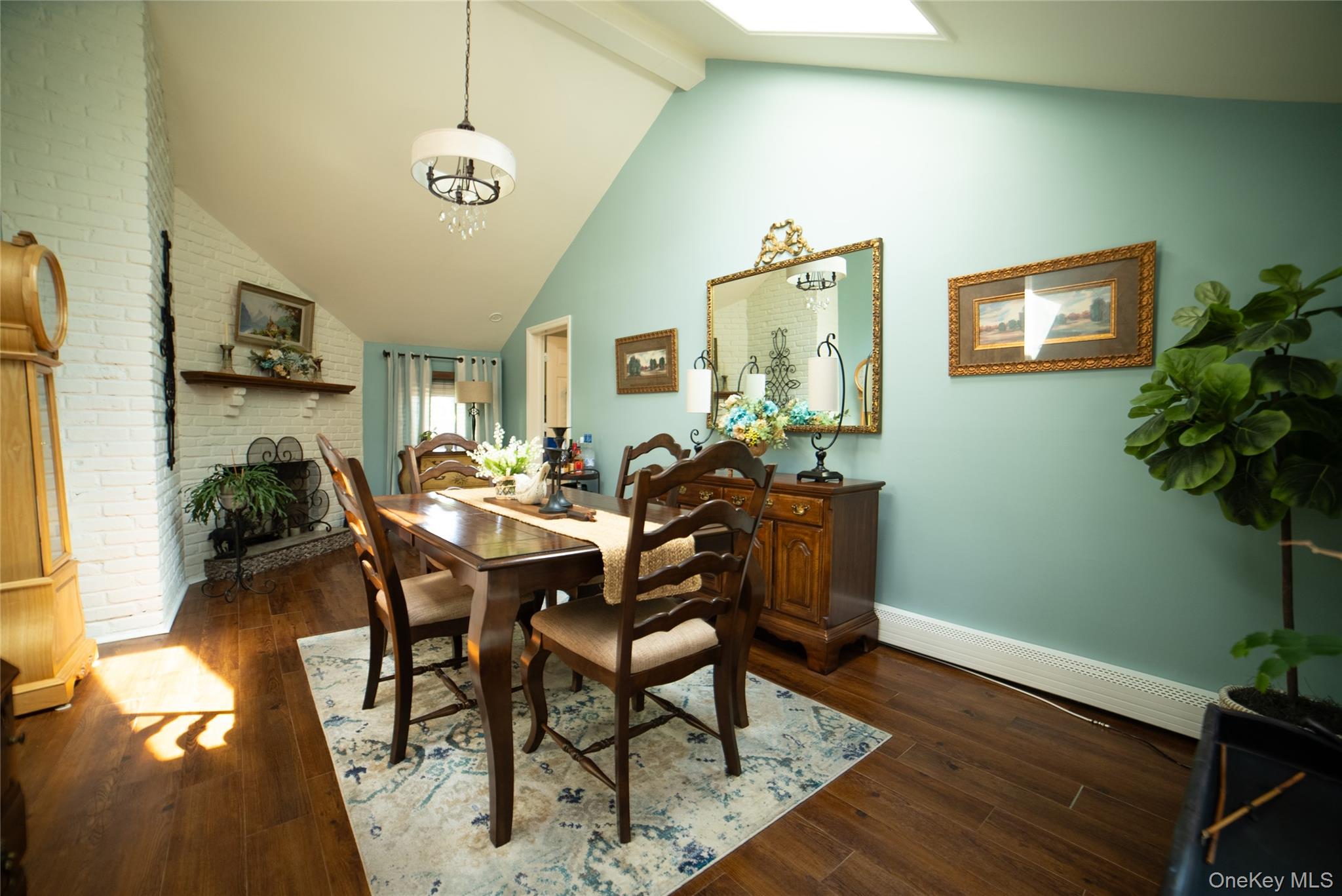 80 Heston Road, Shirley, NY 11967