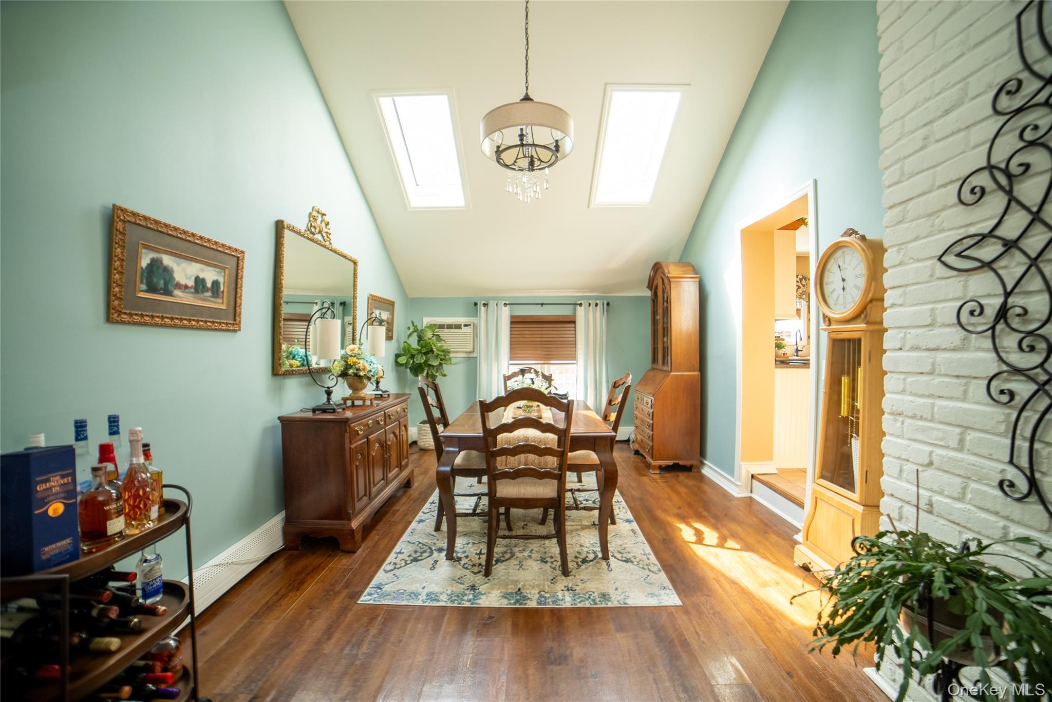 80 Heston Road, Shirley, NY 11967