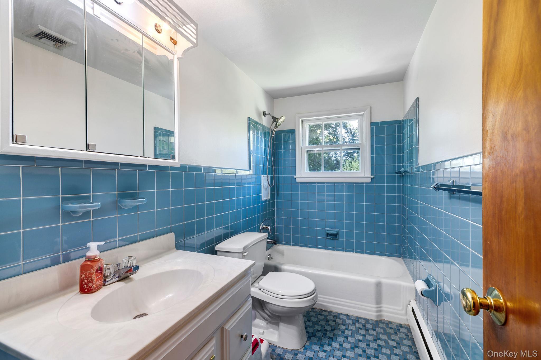 47 Timberline Drive, Poughkeepsie, NY 12603