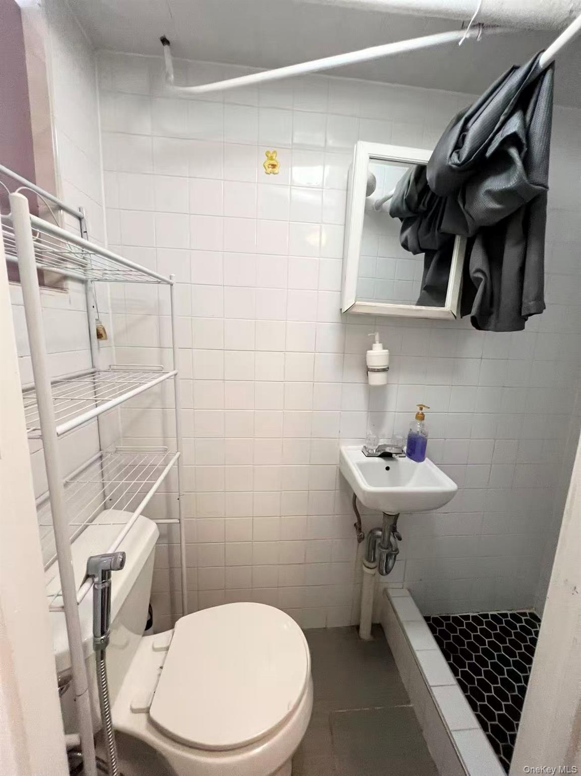 64-49 Austin Street, Rego Park, NY 11374