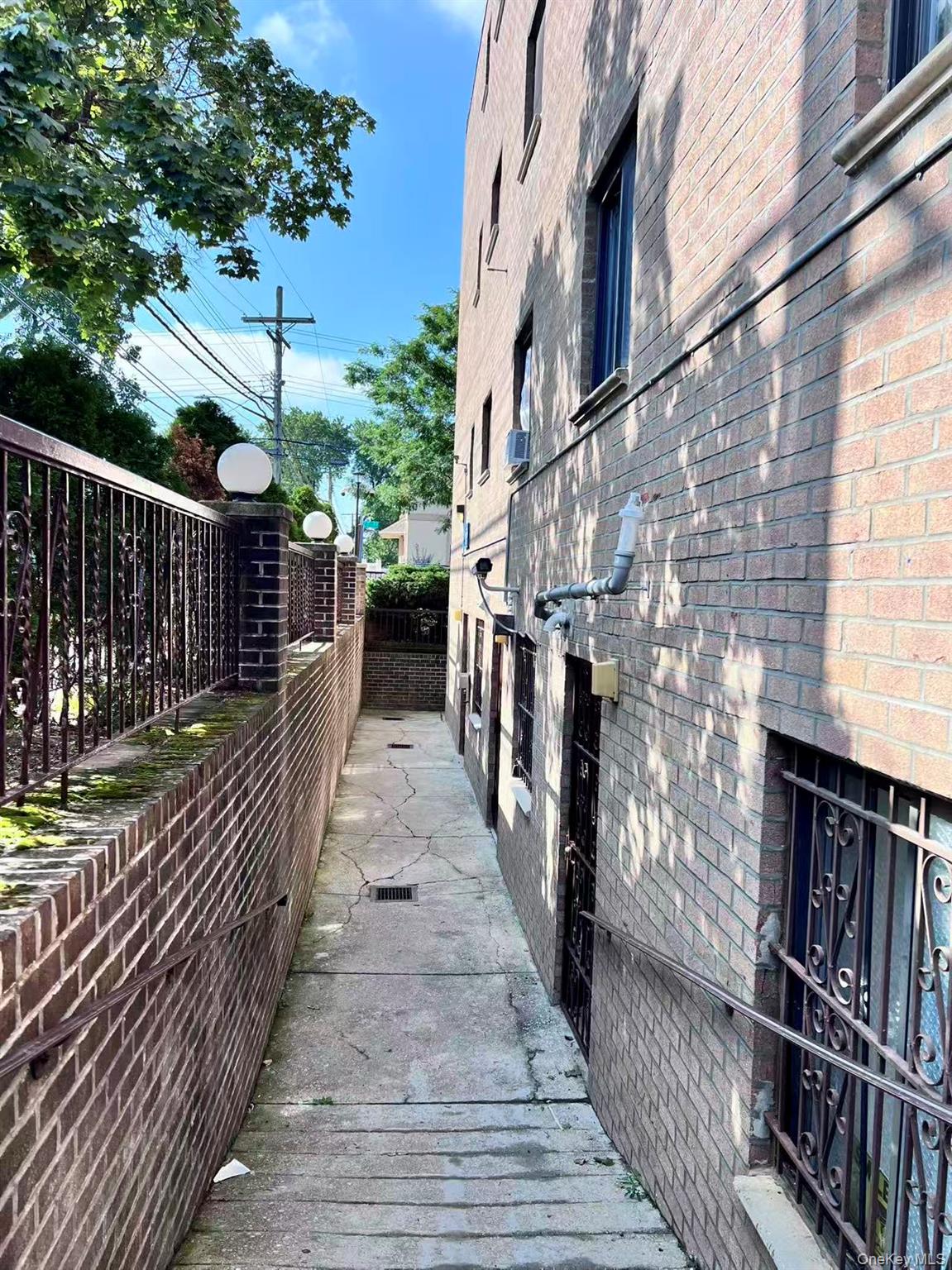 12215 25th Road # CF1, Flushing, NY 11354