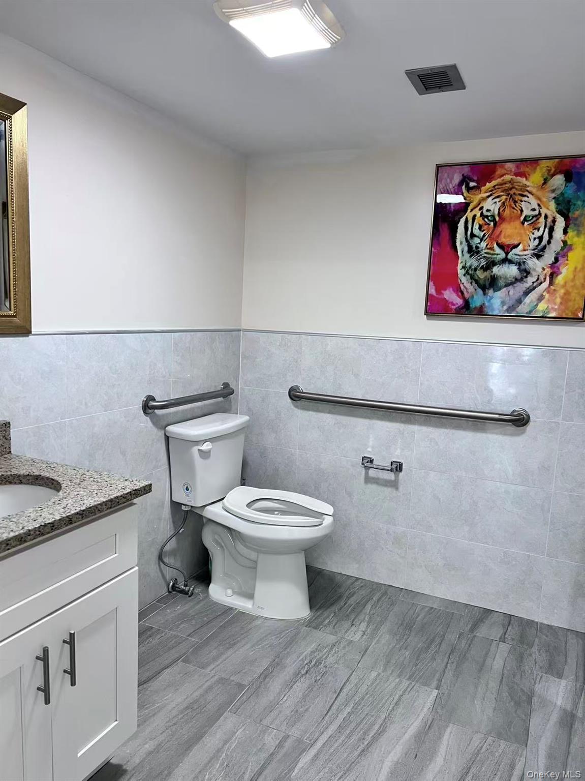 12215 25th Road # CF1, Flushing, NY 11354