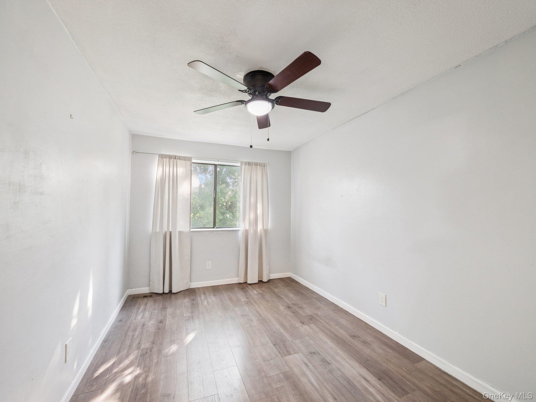 203 Springmeadow Drive # B, Holbrook, NY 11741