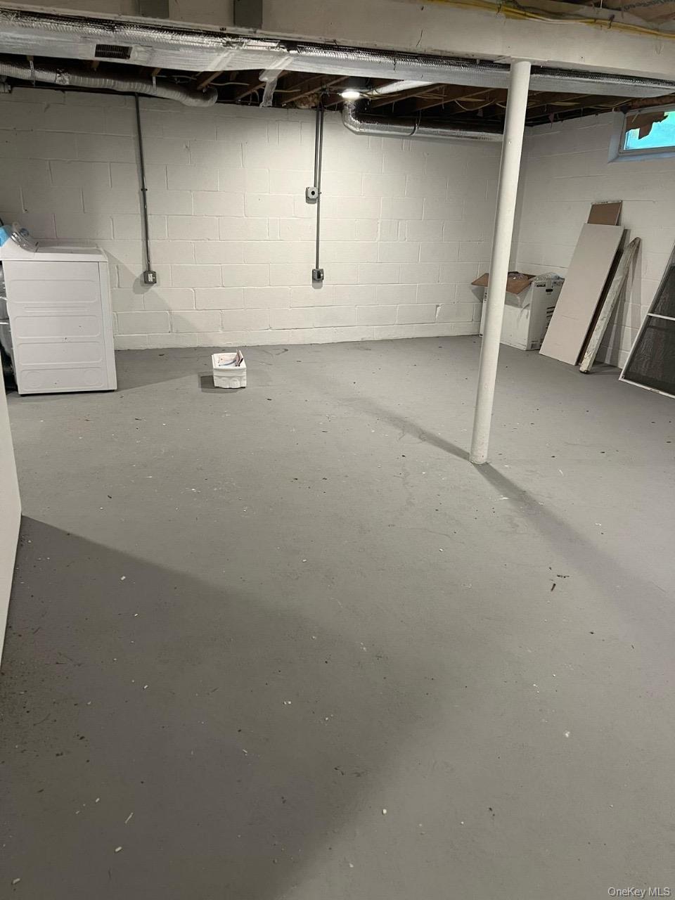 43 Lakewood Avenue, Lake Ronkonkoma, NY 11779