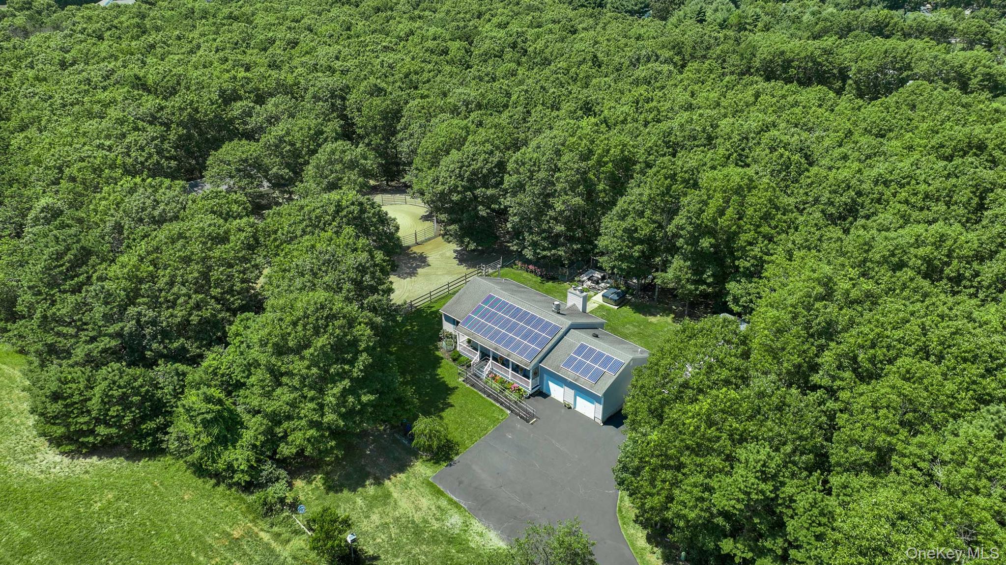 168 Brookfield Avenue, Center Moriches, NY 11934