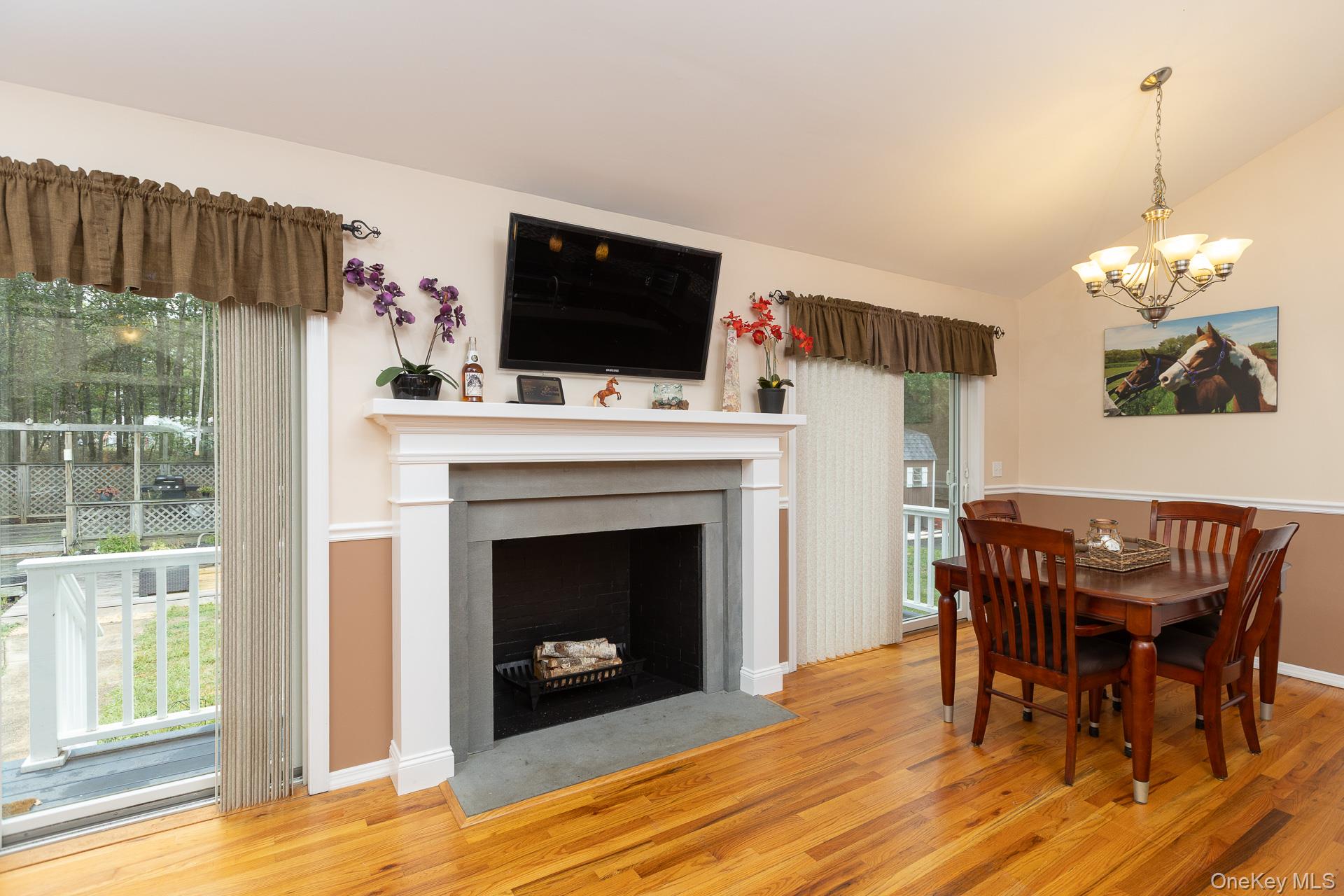 168 Brookfield Avenue, Center Moriches, NY 11934