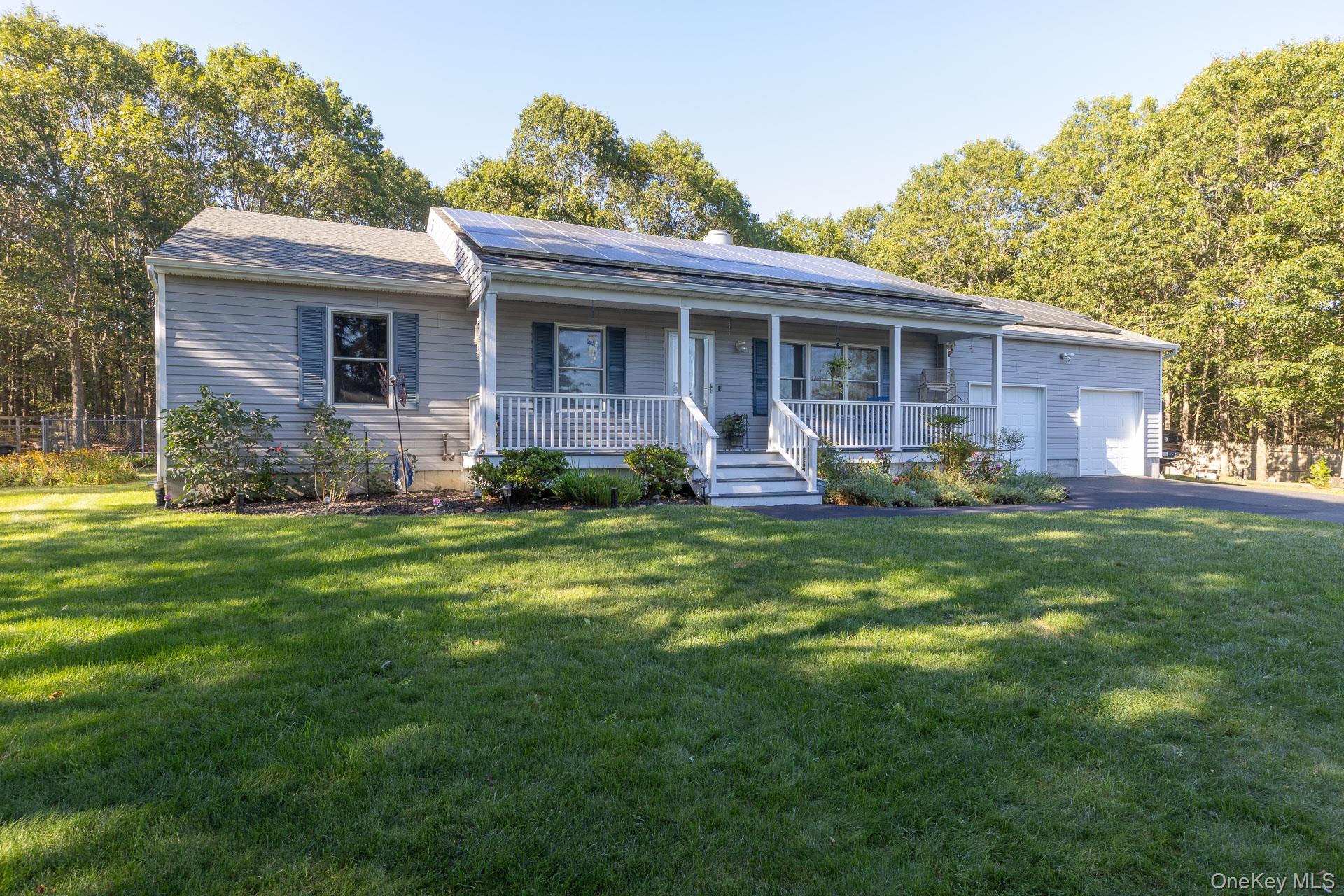 168 Brookfield Avenue, Center Moriches, NY 11934