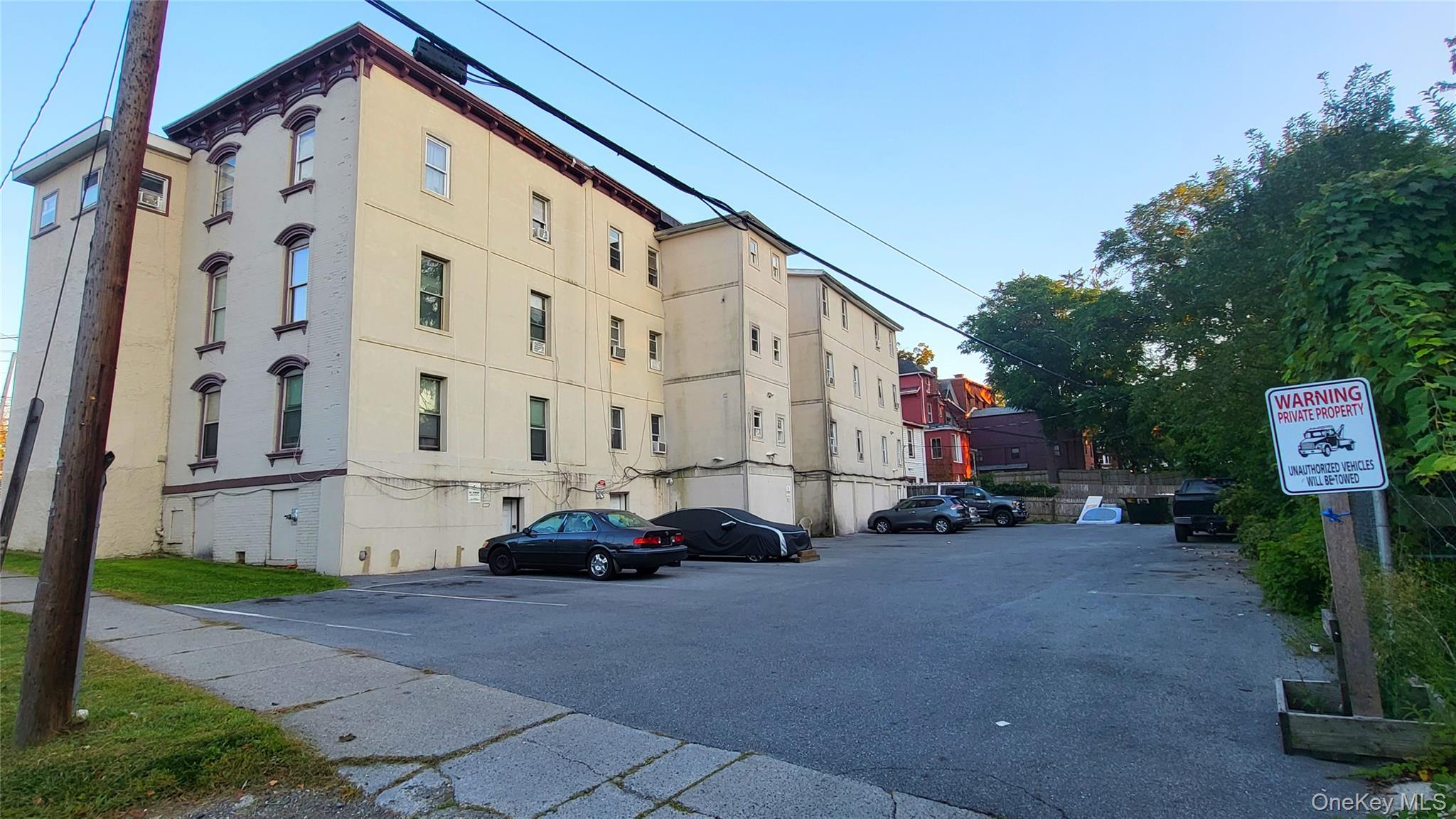 61 S Hamilton St Apt 2, Poughkeepsie, NY 12601