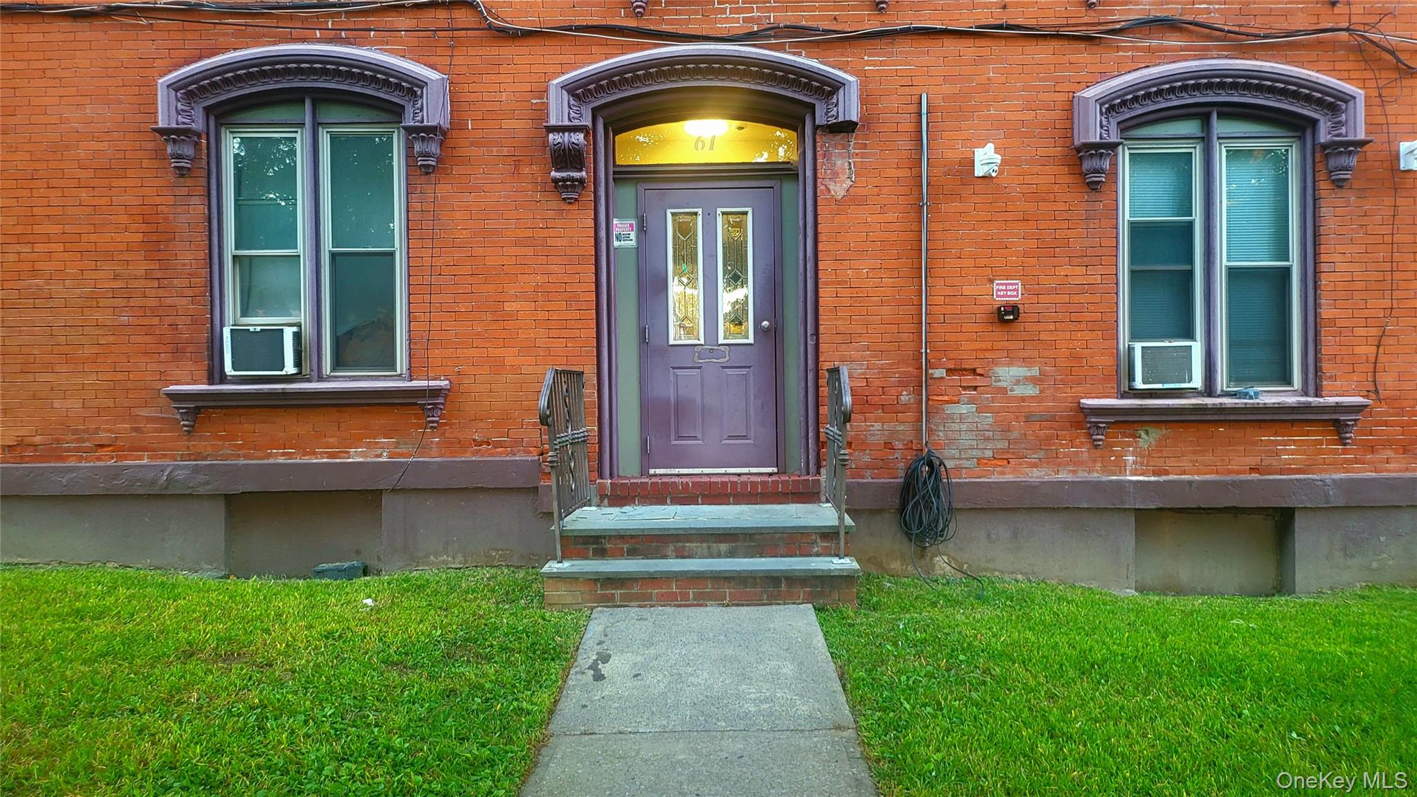 61 S Hamilton St Apt 2, Poughkeepsie, NY 12601