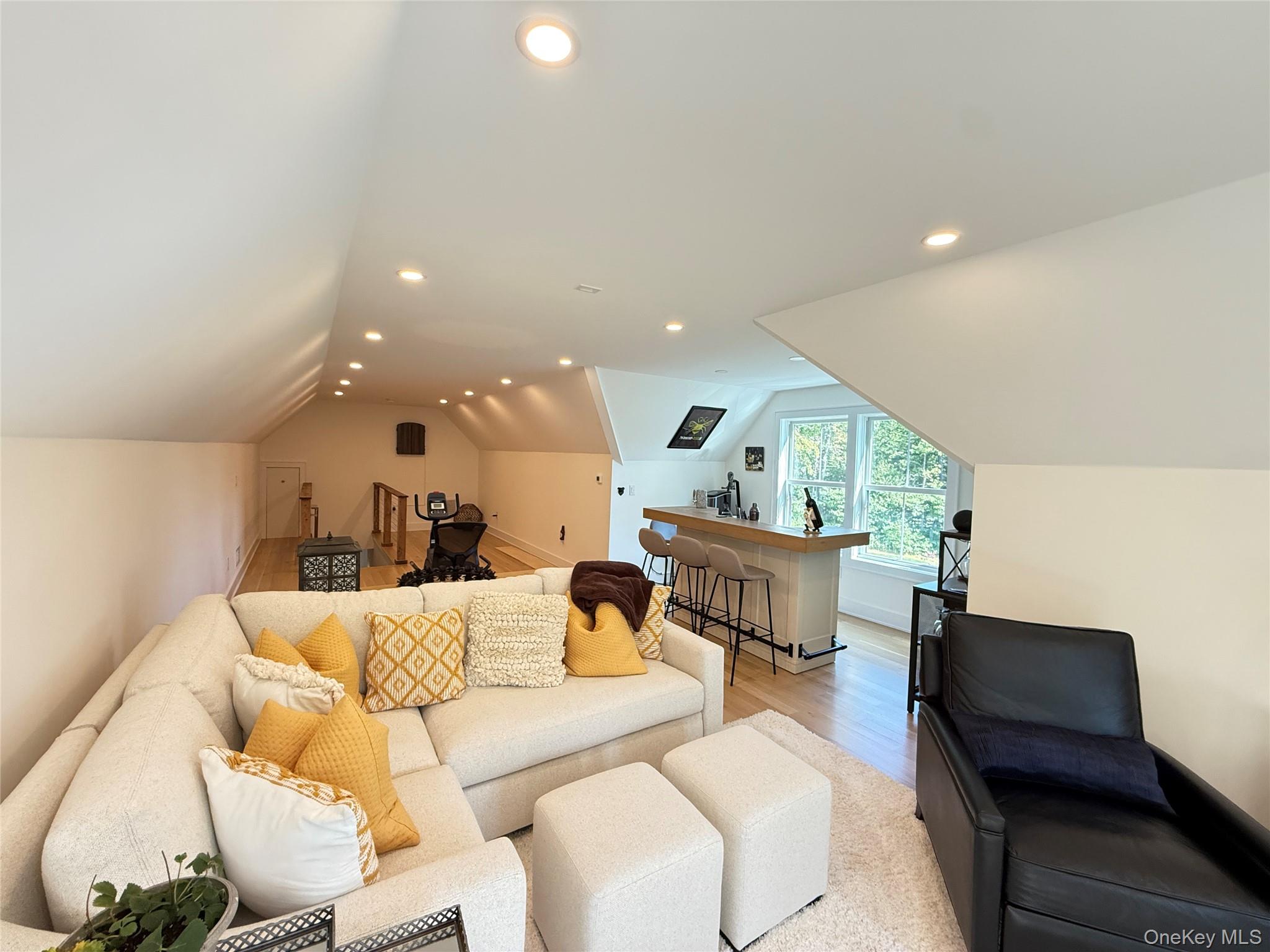 71 Carol Lane, Poughquag, NY 12570