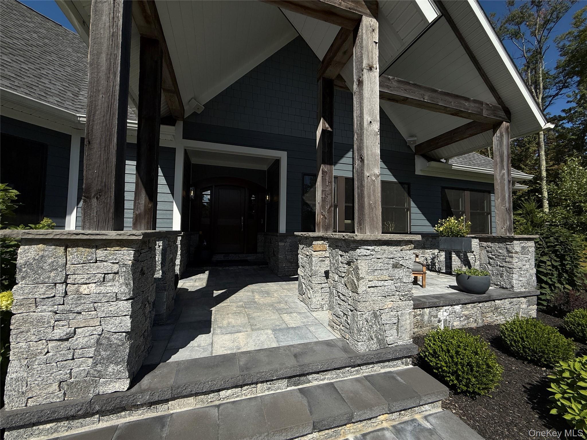 71 Carol Lane, Poughquag, NY 12570