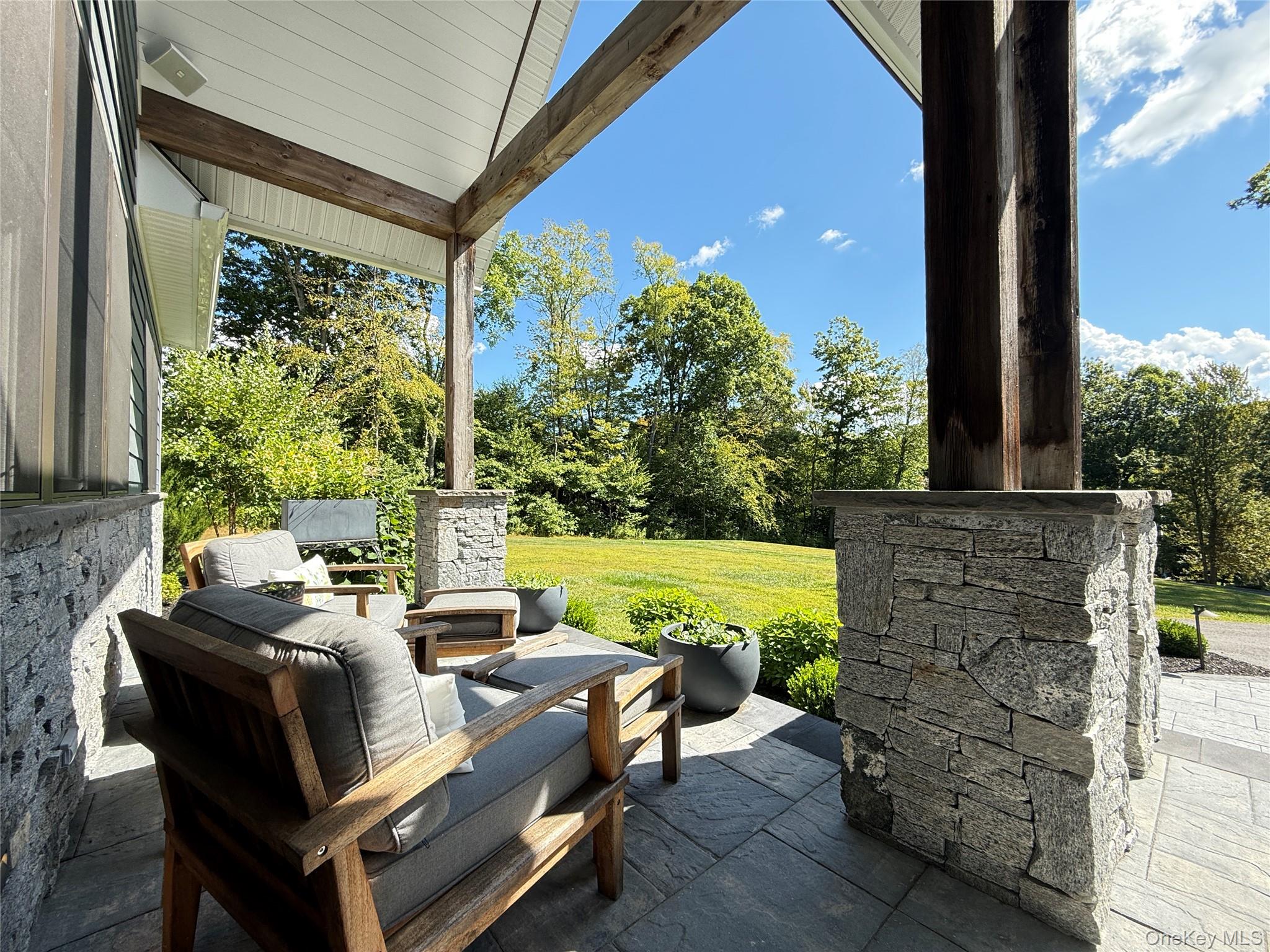 71 Carol Lane, Poughquag, NY 12570