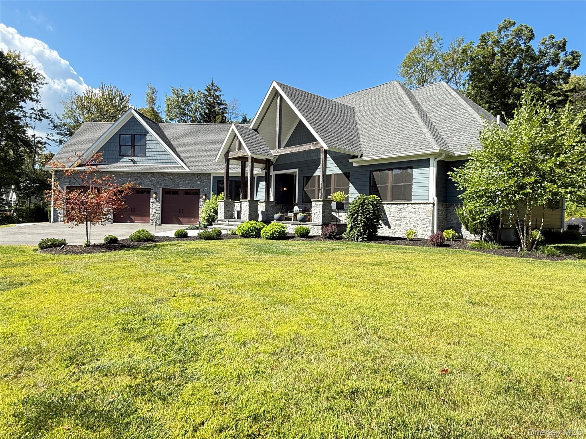 71 Carol Lane, Poughquag, NY 12570