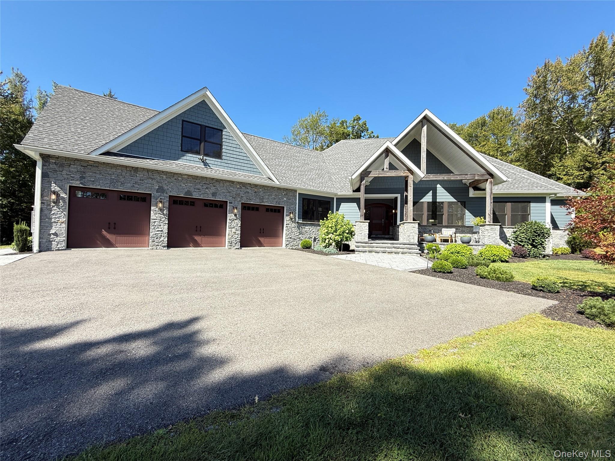 71 Carol Lane, Poughquag, NY 12570