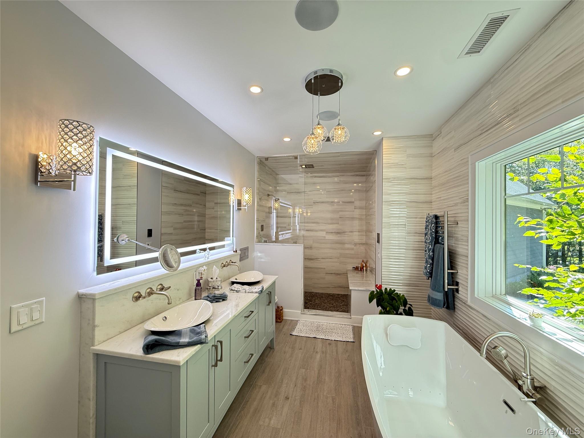 71 Carol Lane, Poughquag, NY 12570