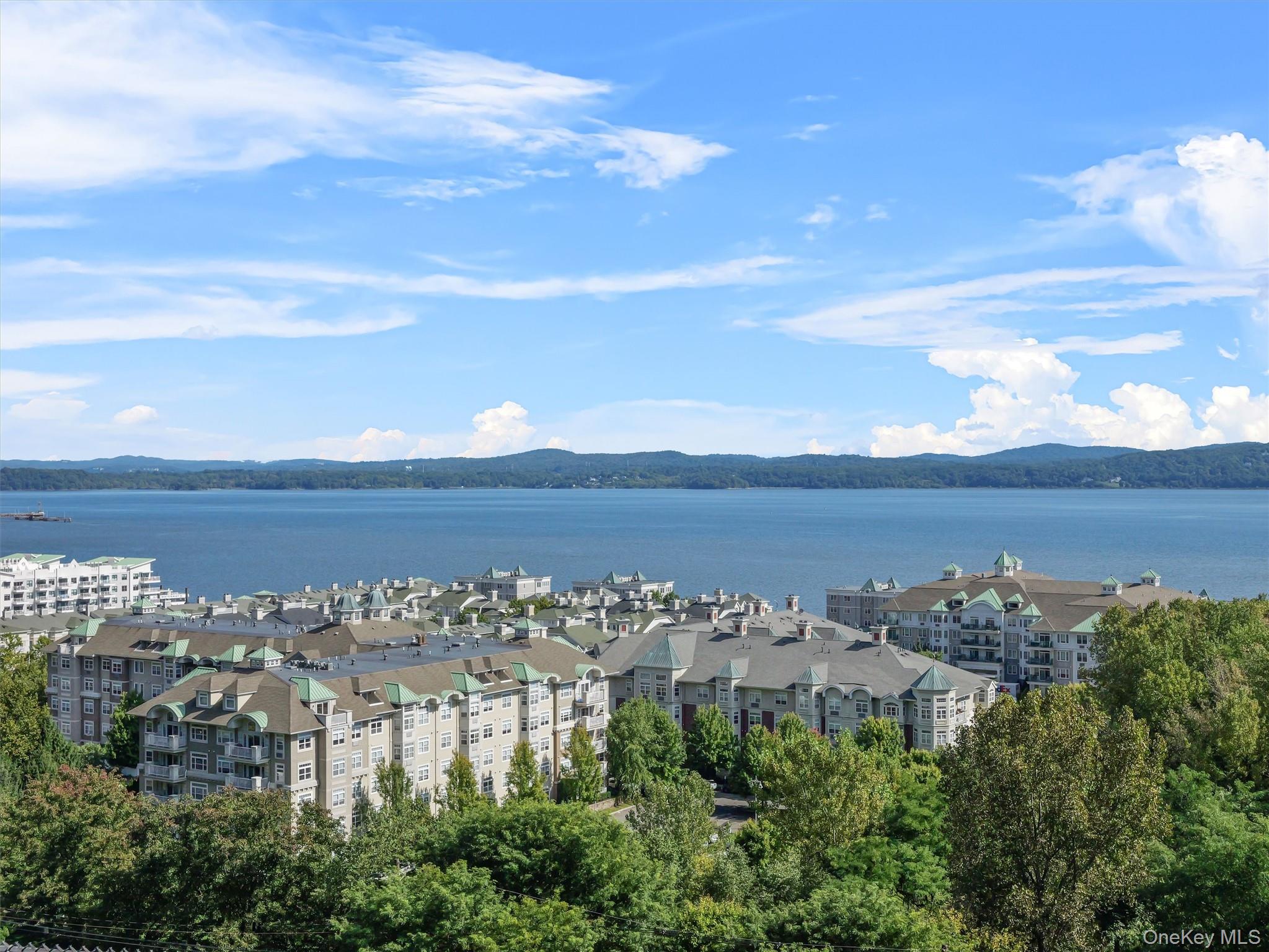 37 Harbor Pointe Drive, Haverstraw, NY 10927