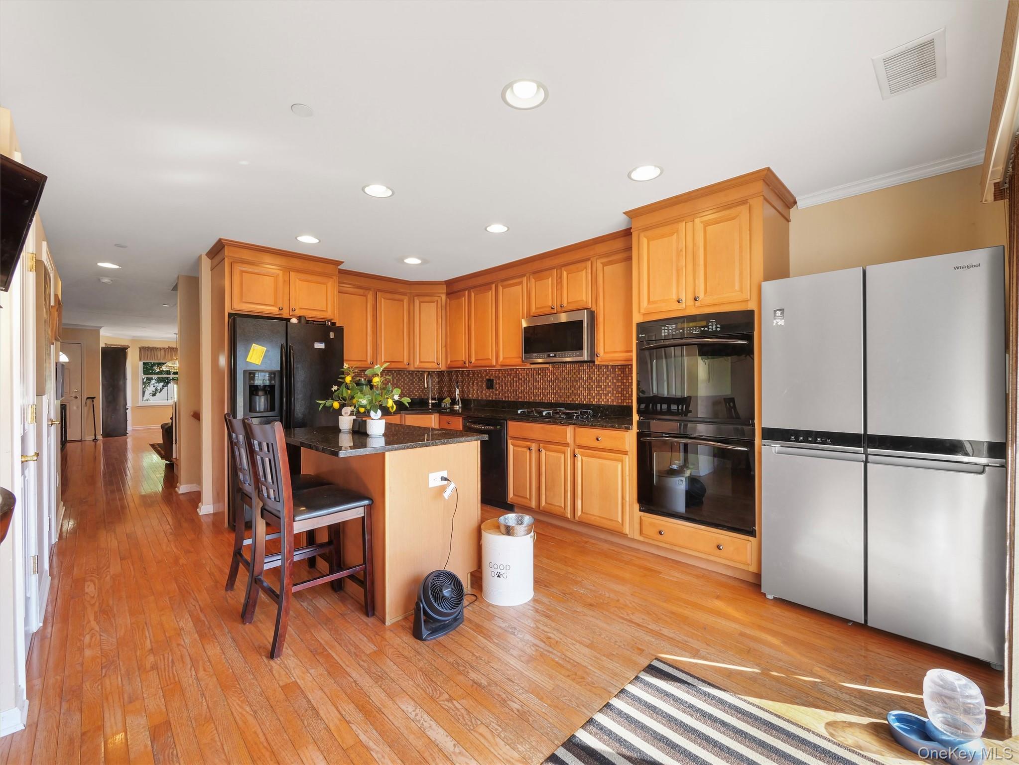 37 Harbor Pointe Drive, Haverstraw, NY 10927