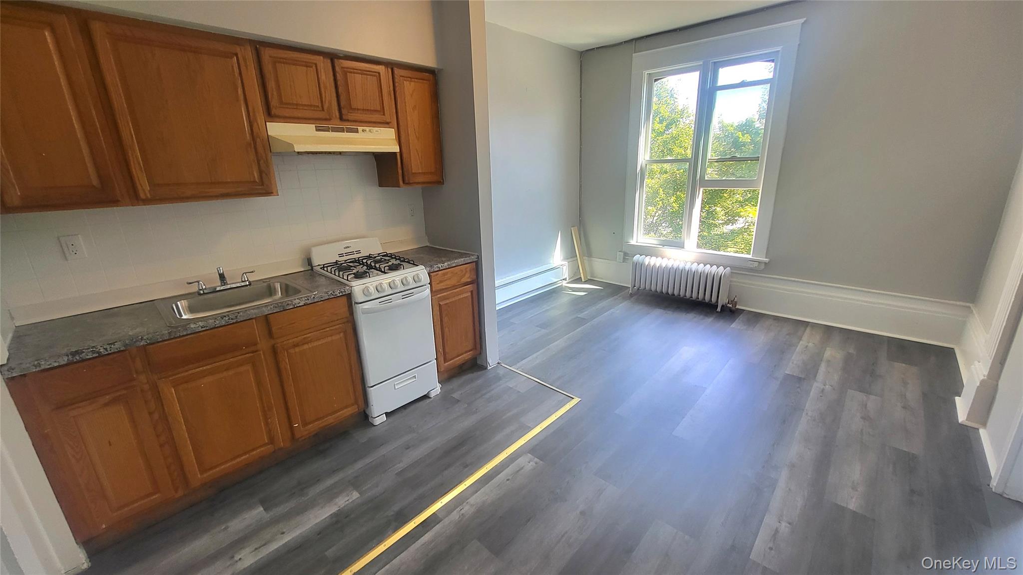 65 S Hamilton St Apt 9, Poughkeepsie, NY 12601