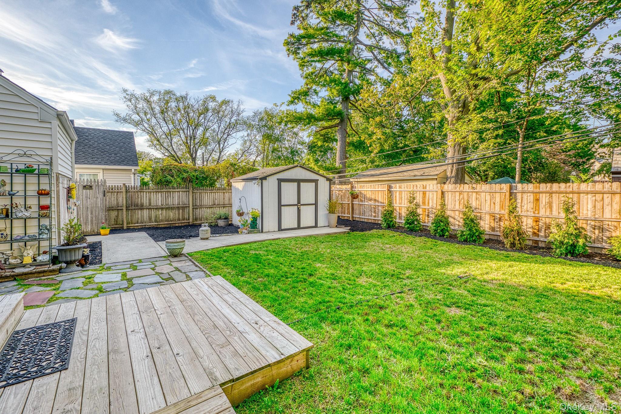 25 Greystone Road, Rockville Centre, NY 11570