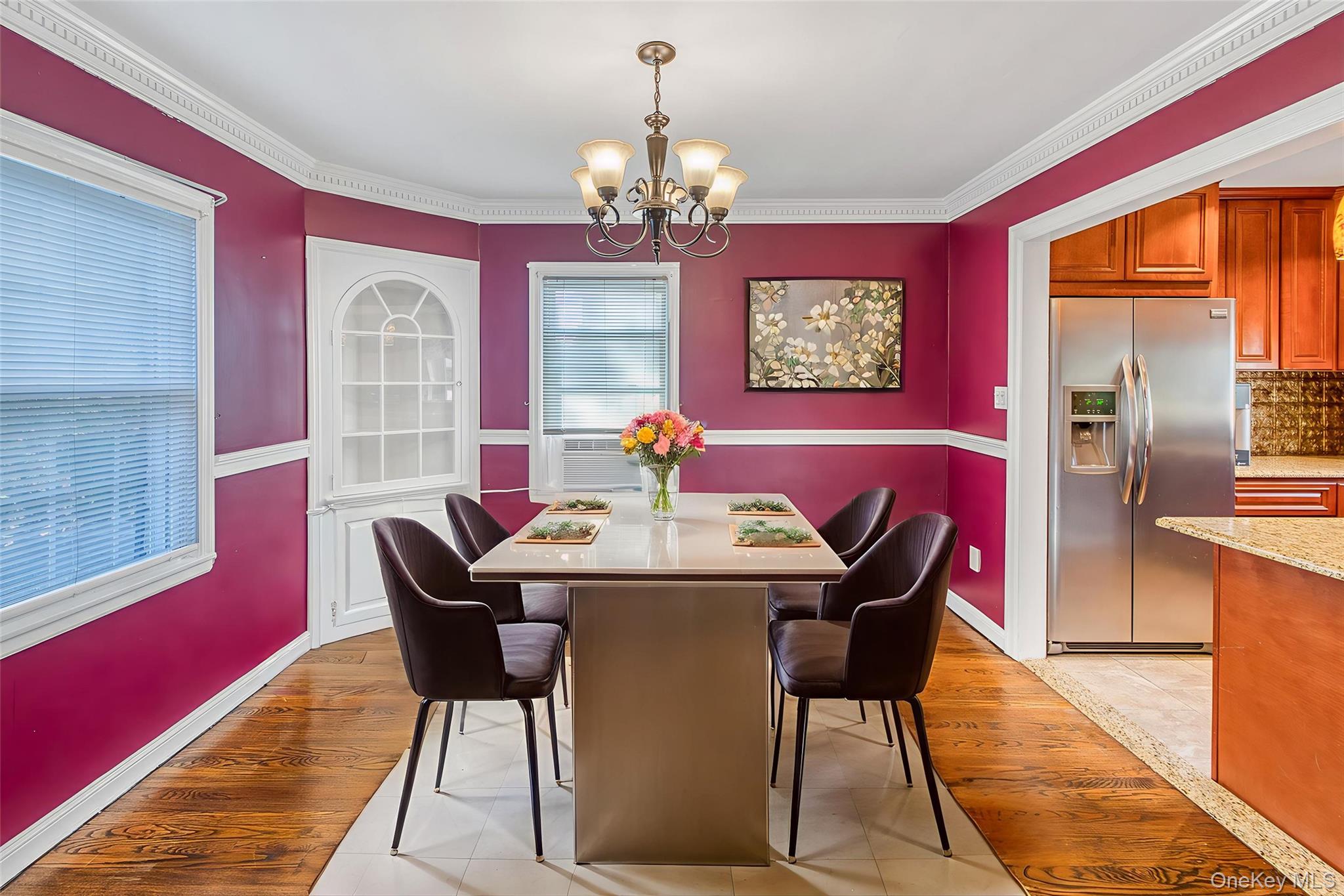 25 Greystone Road, Rockville Centre, NY 11570