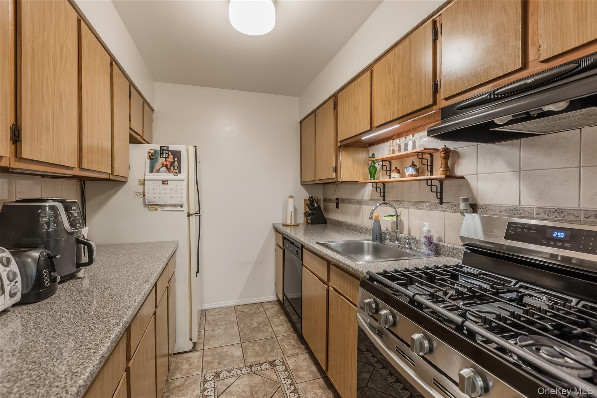 197 Lake Point Circle # 197, Middle Island, NY 11953