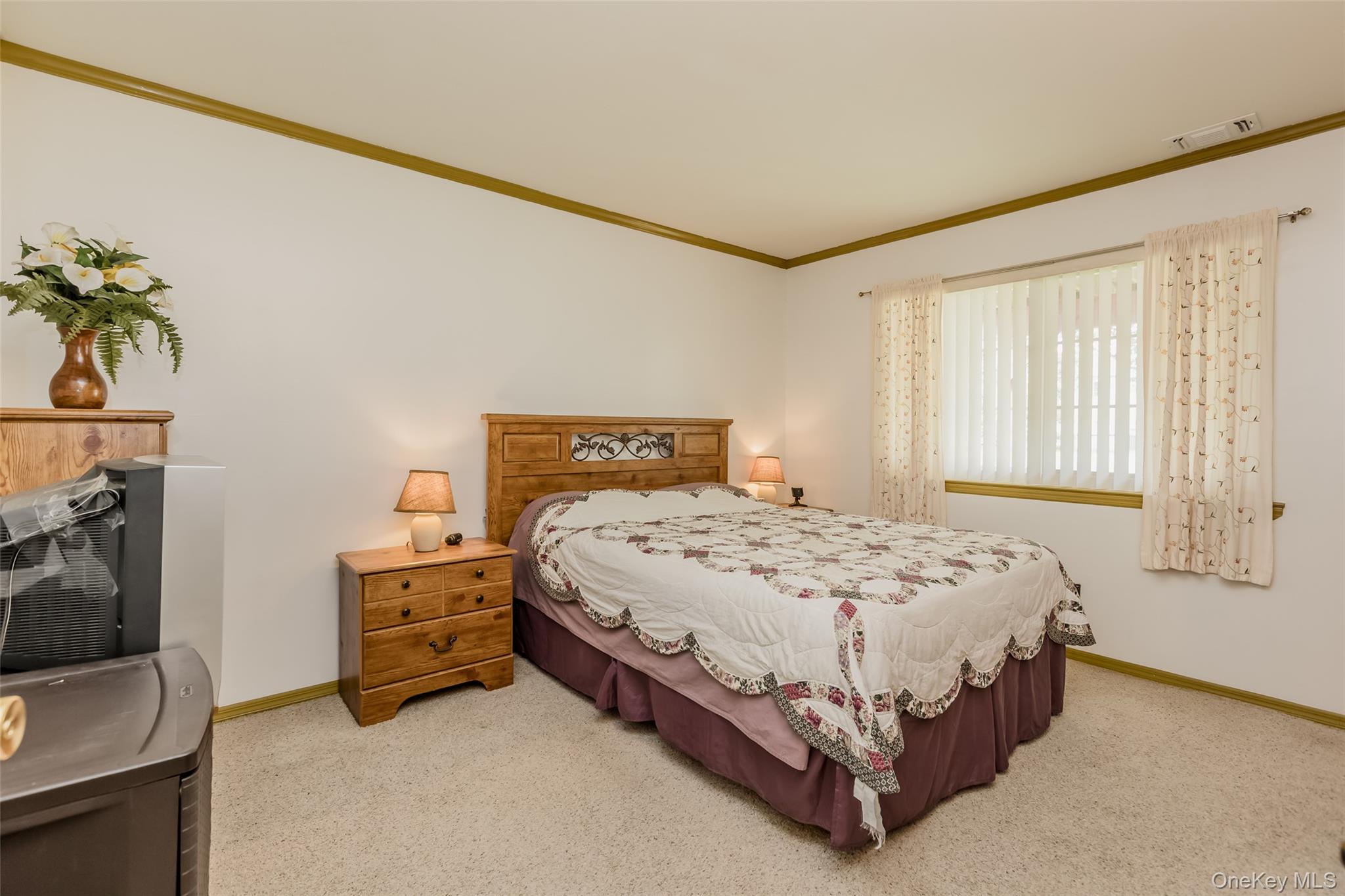 197 Lake Point Circle # 197, Middle Island, NY 11953