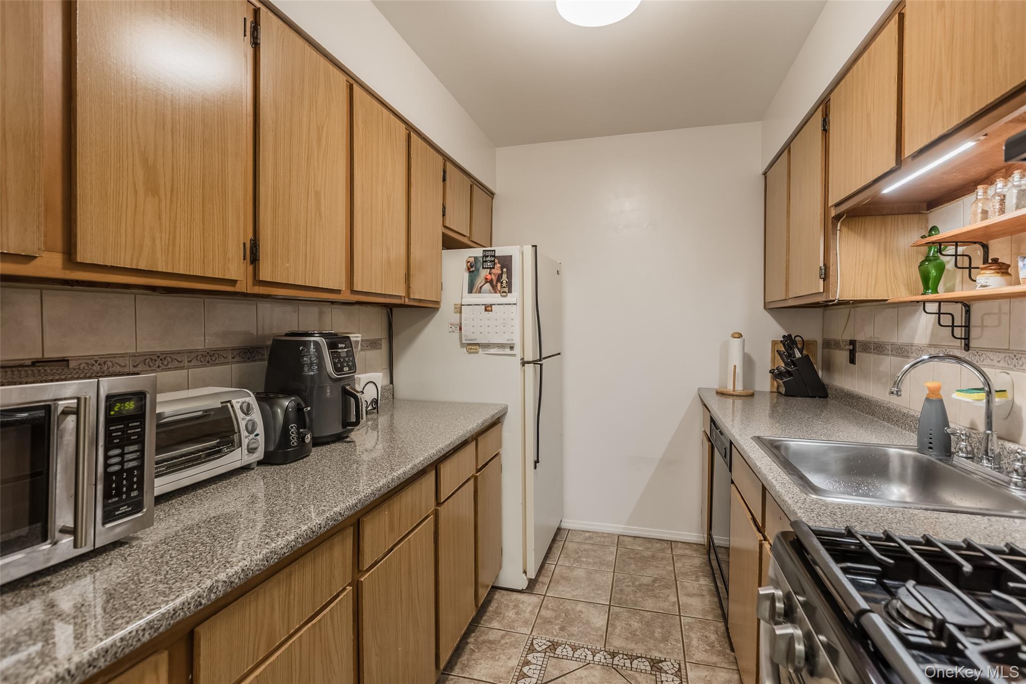 197 Lake Point Circle # 197, Middle Island, NY 11953