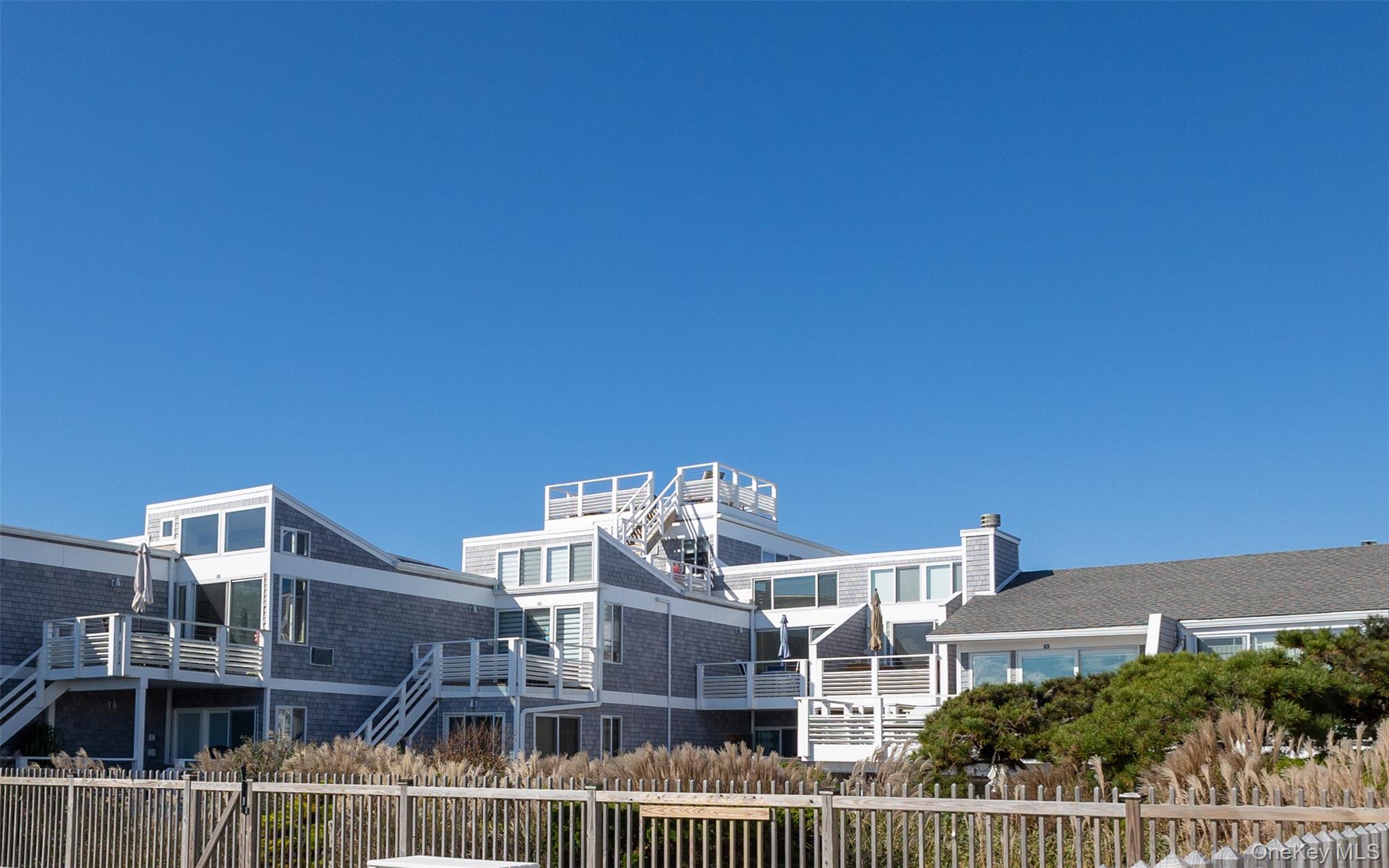 539 Dune Road # 18, Westhampton Beach, NY 11978