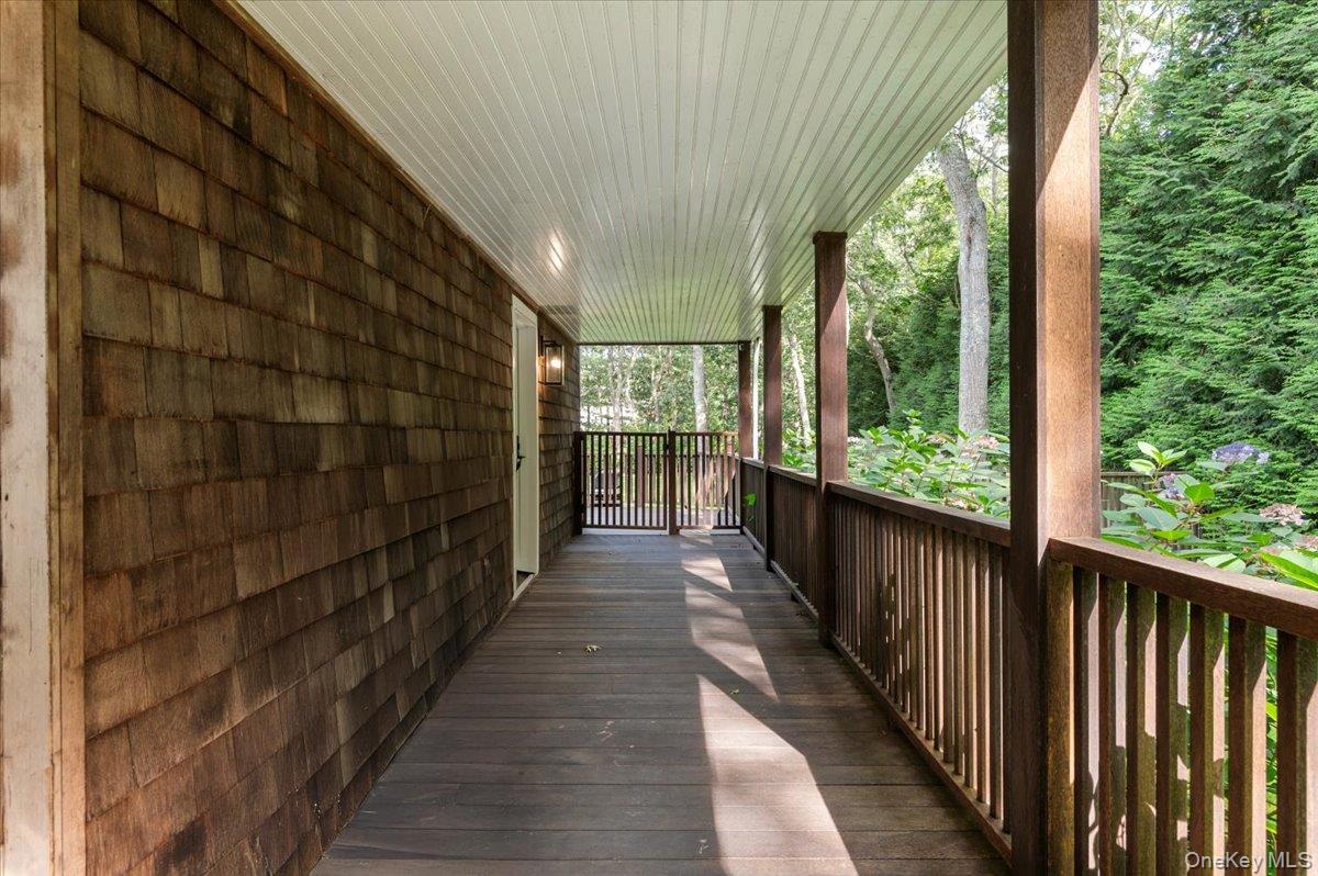 22 West Gate Road, Wainscott, NY 11937