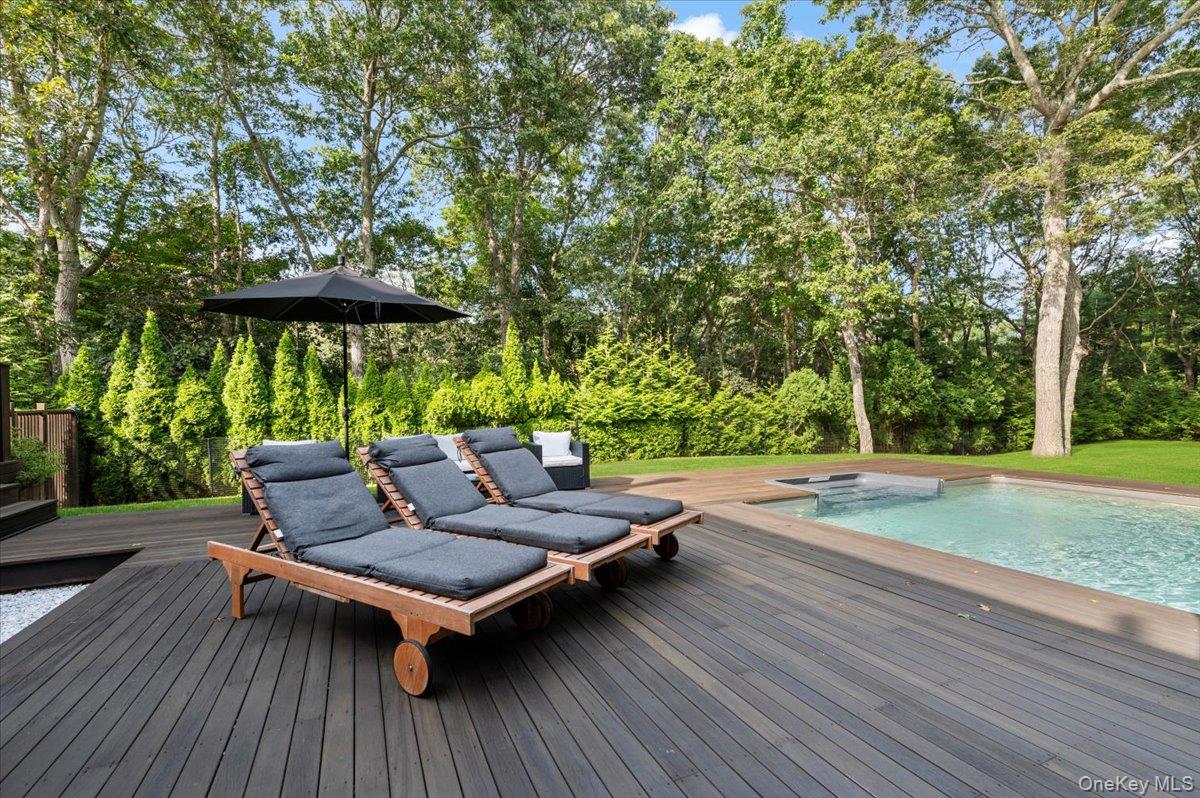 22 West Gate Road, Wainscott, NY 11937