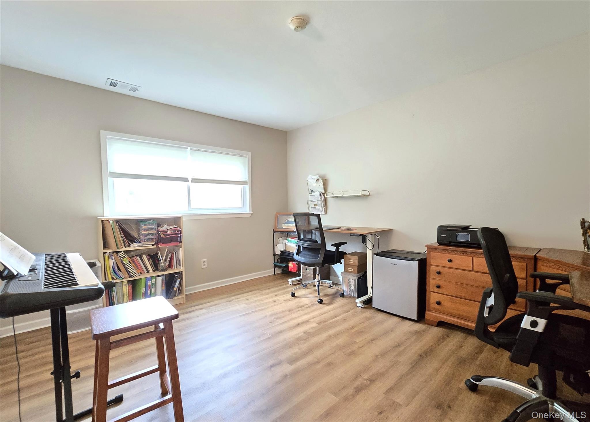 209 Pointe Circle N # 209, Coram, NY 11727